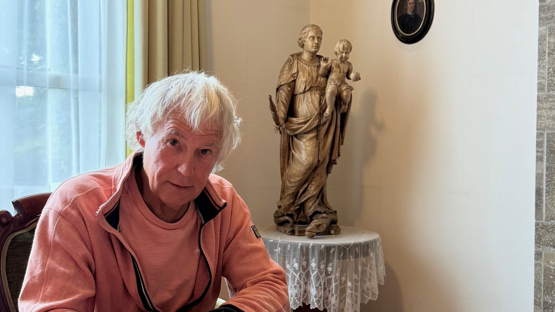 John van den Oord schrijft boek over verdwenen Madonnabeeld in Oudorp