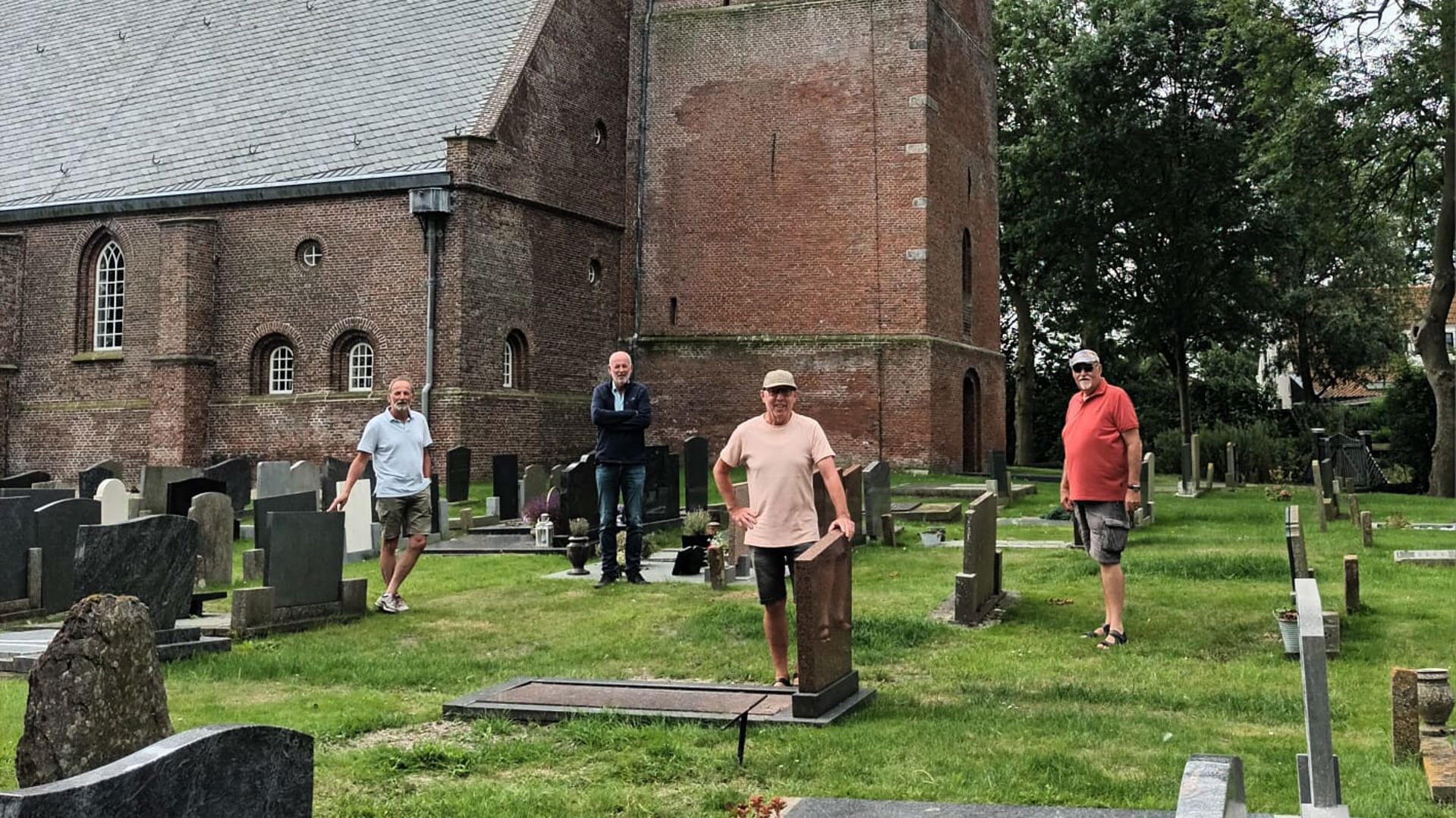 Nabestaanden gezocht van graven in Makkum en Cornwerd