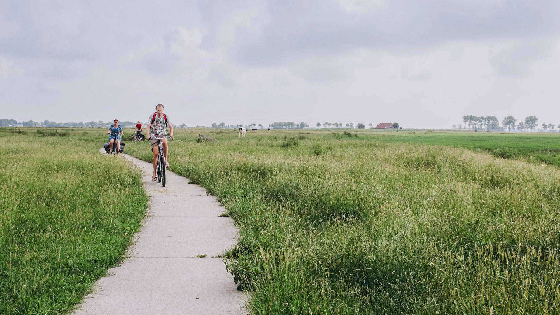 Fietstocht langs oude lopen en wierden