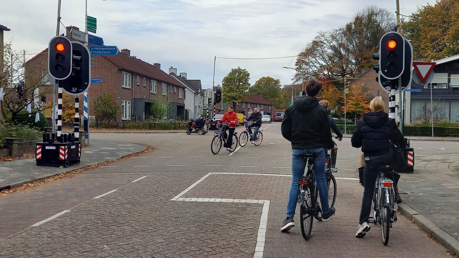 Vrije Tribune: ‘Rotondes of stoplichten?’