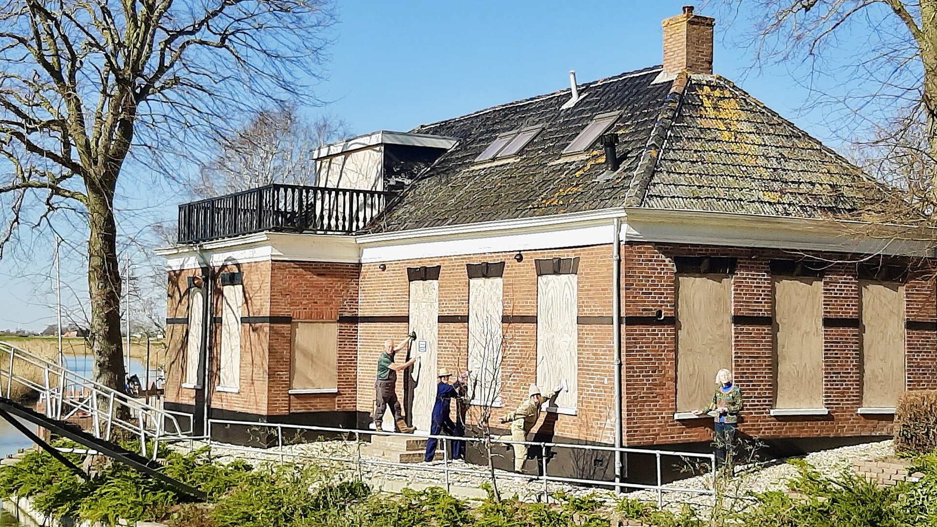 Café Veldzicht in Oosterwijtwerd krijgt een kleurrijke opfrisbeurt