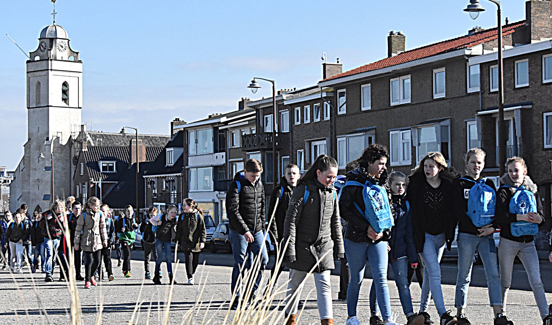 Schoolkinderen wandelen voor Water - Al het nieuws uit Katwijk ...