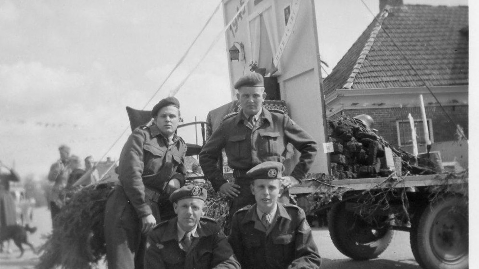 Uithuizermeeden viert 80 jaar vrij op Meij