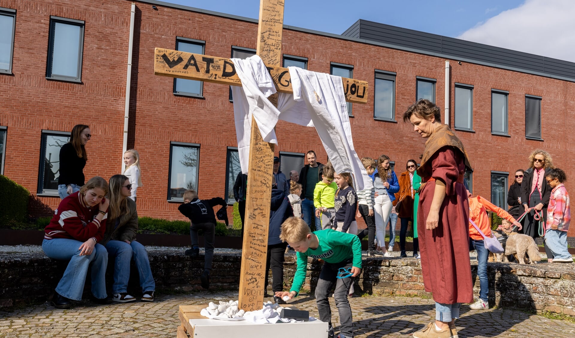 Bijzondere Paaswandeling door Rijnsburg - Al het nieuws uit Katwijk ...