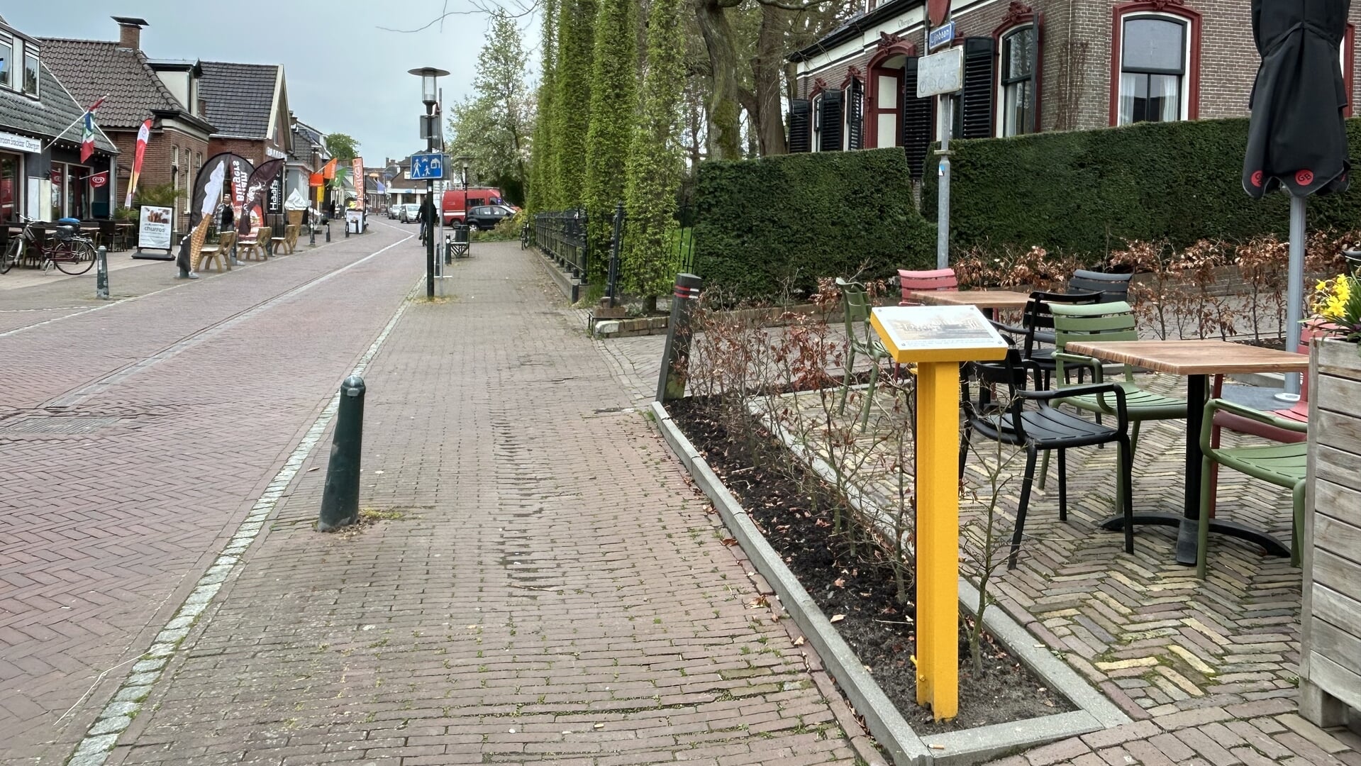 Burgemeester Bolding opent fotoproject in en rond centrum Winsum