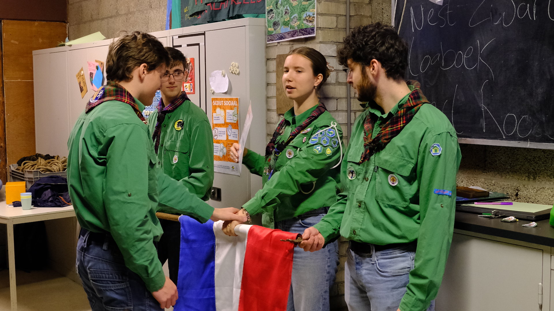 Nieuwe welpen officieel geïnstalleerd bij Scouting Graaf Floris V in Heemskerk