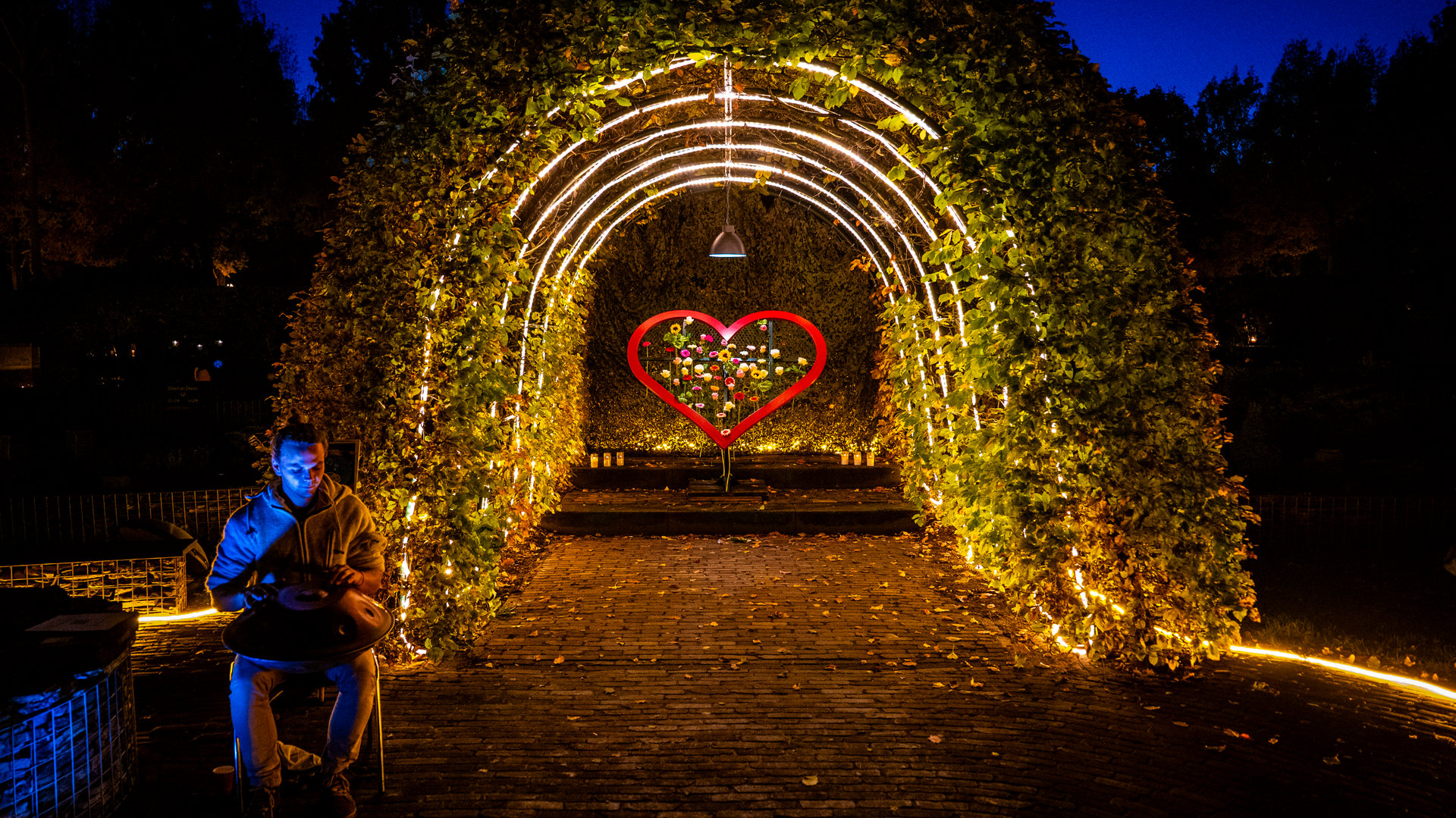 Lichtjes in het Donker 2026: Samen herdenken in Alphen