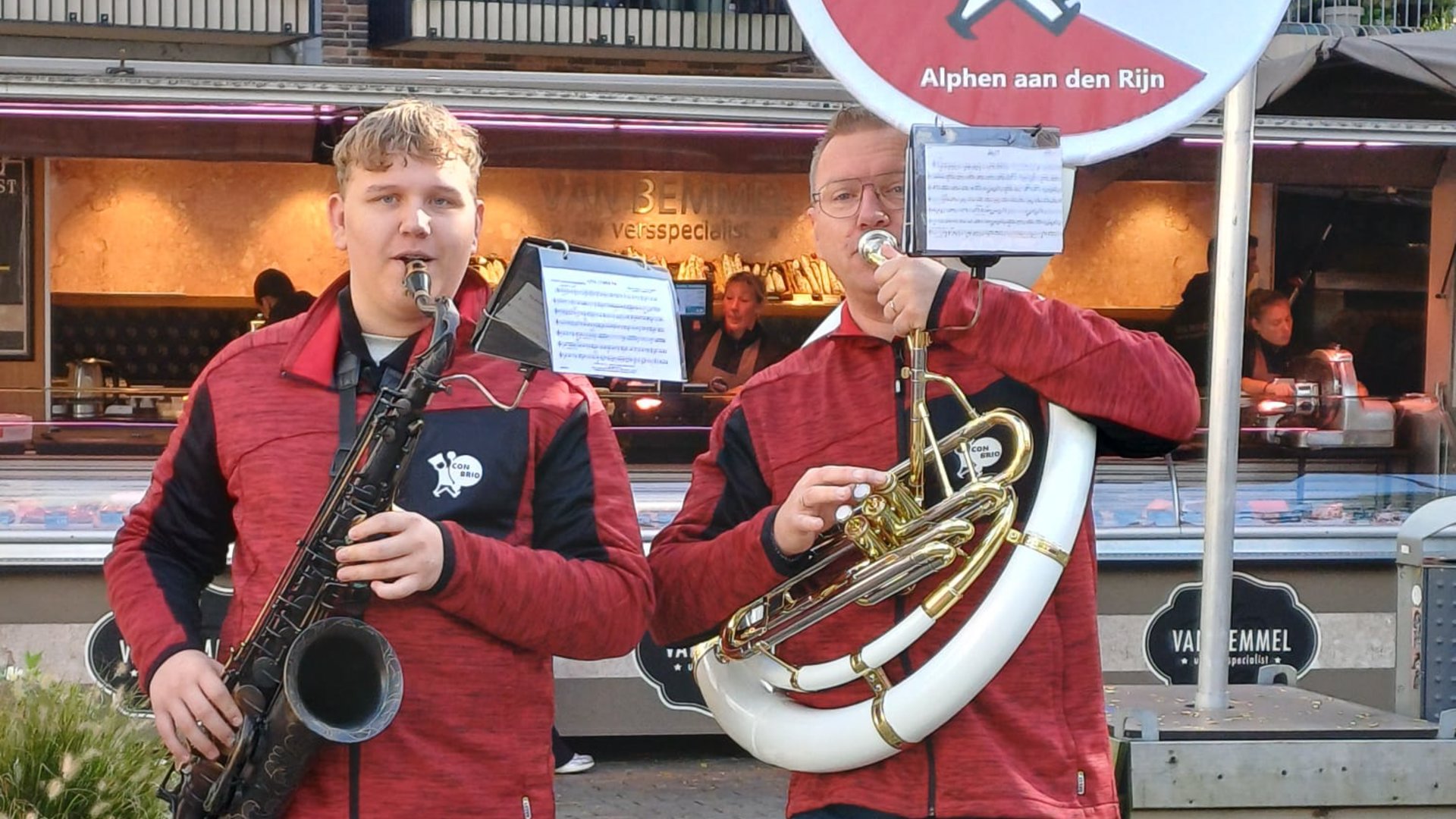 Muzikale optredens Con Brio door Alphense binnenstad