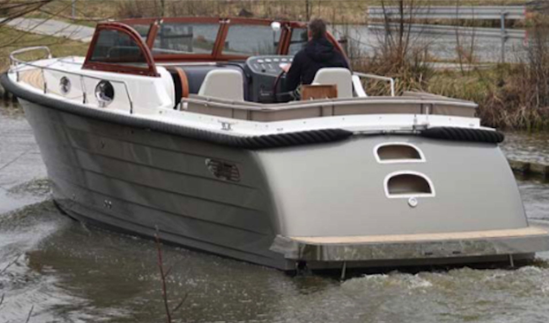 Grand Shadow Cruiser 30 | 100 Procent Motorboot