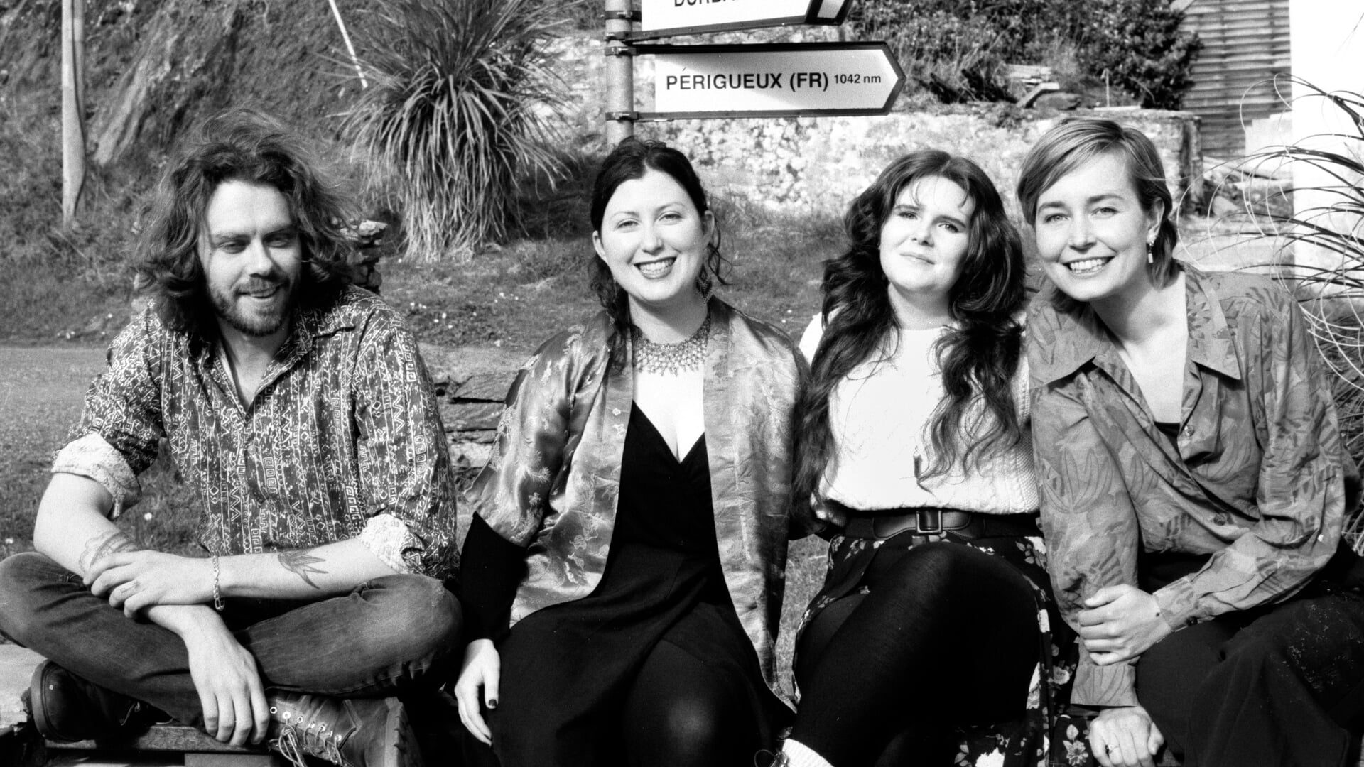 Ierse folk met Na Cailligh in Roodehaan Westeremden