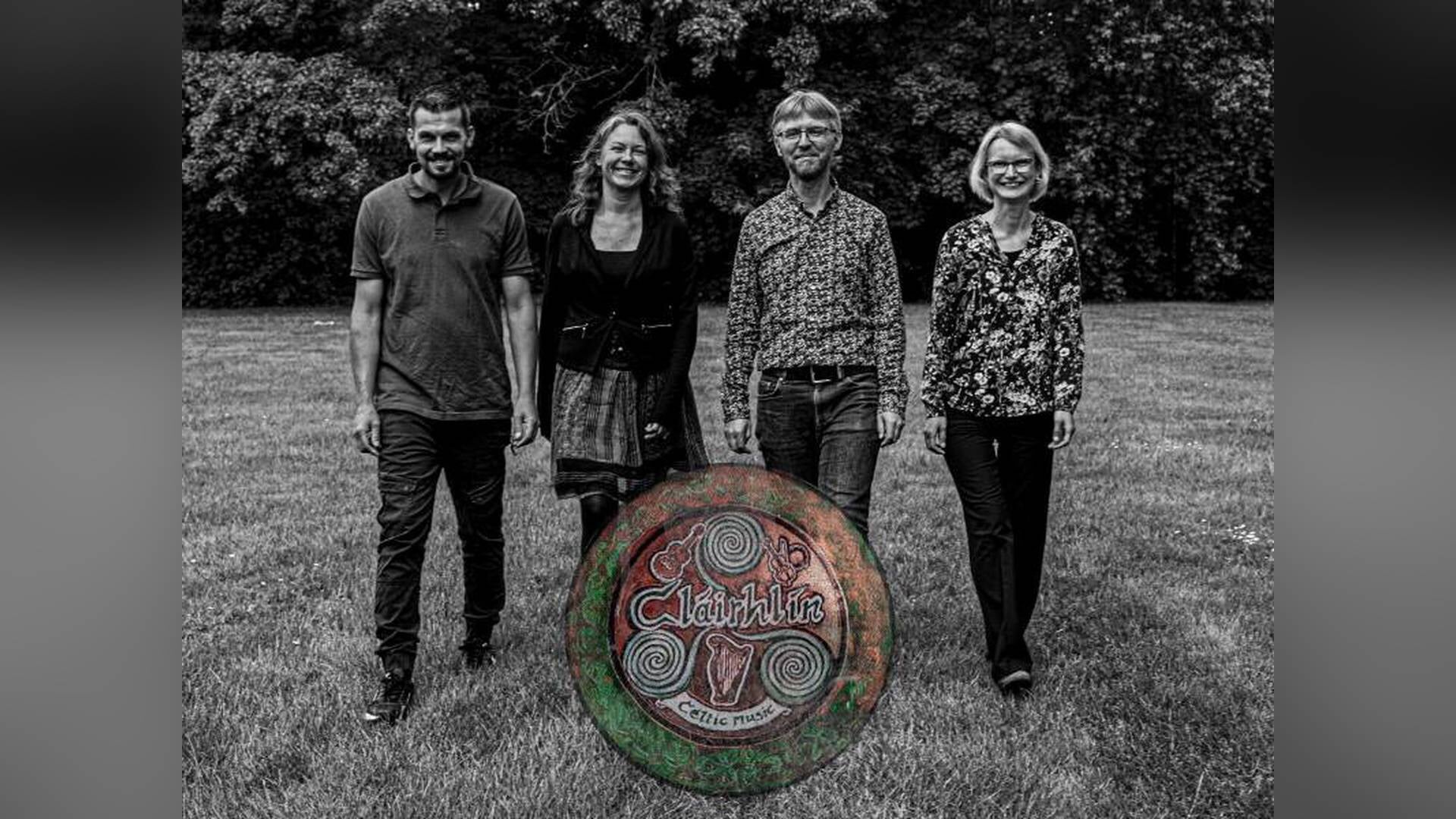 Ierse muziek op podium van Andledon