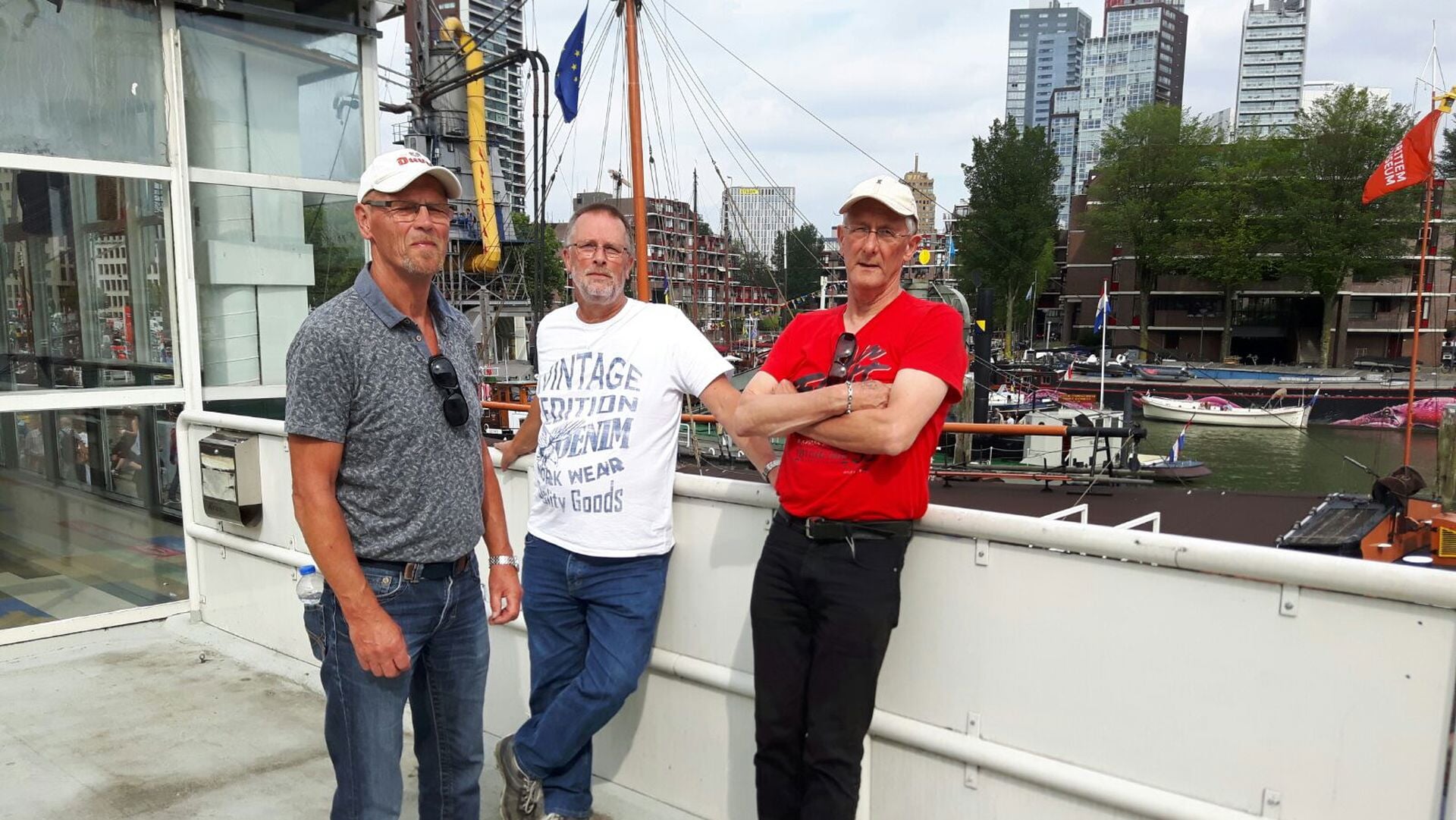 Stowaway geeft concert in Oosterwijtwerd