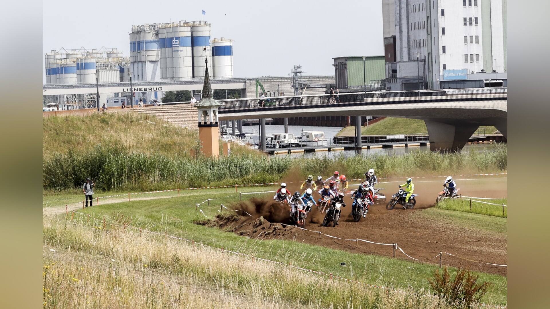 Succes Pijpers in thuiscross