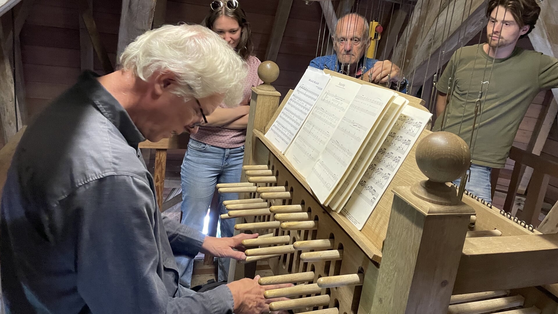 Carillonbespeling in Middelstum