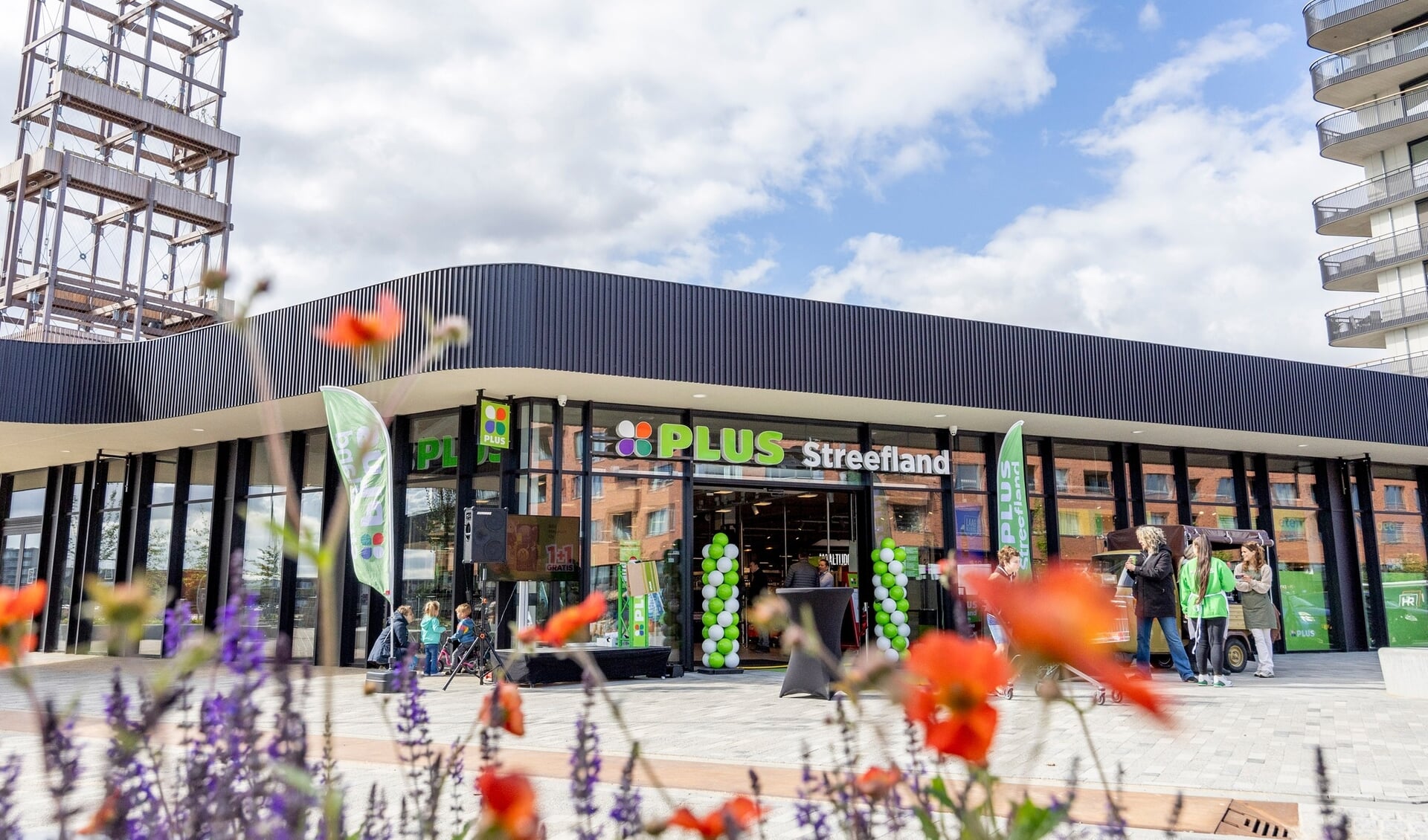Jumbo koopt winkels van Plus in Rosmalen en Weert