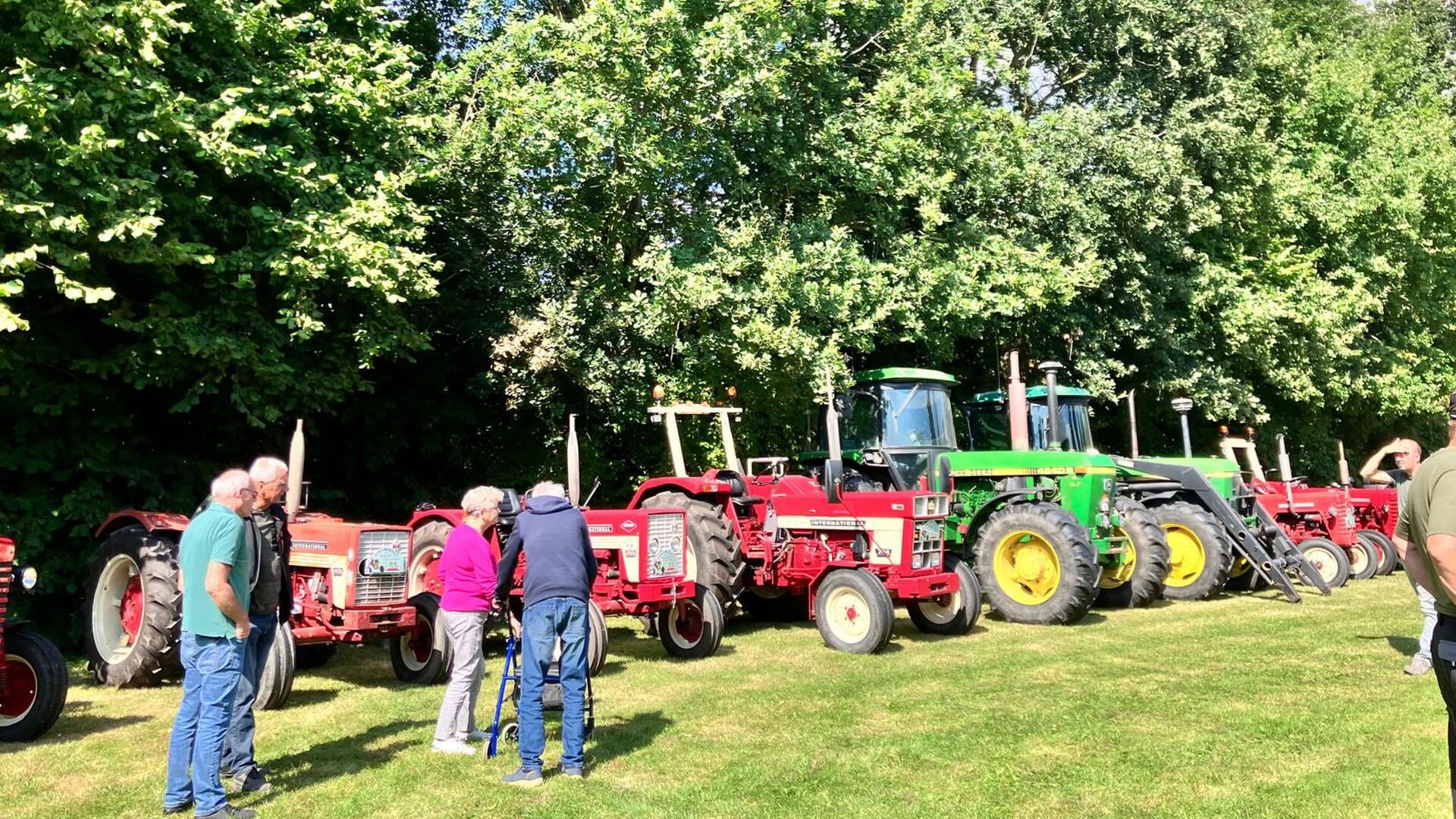 Oldtimerdag in Uithuizermeeden