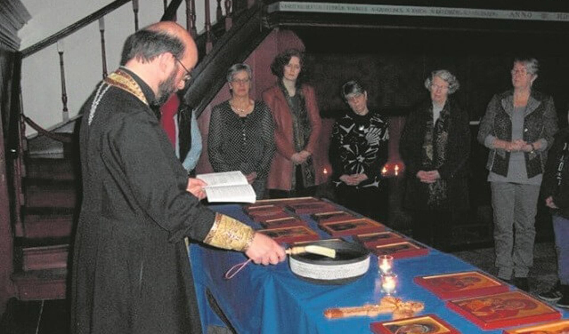 Iconenwijding in de kerk van Midwolde