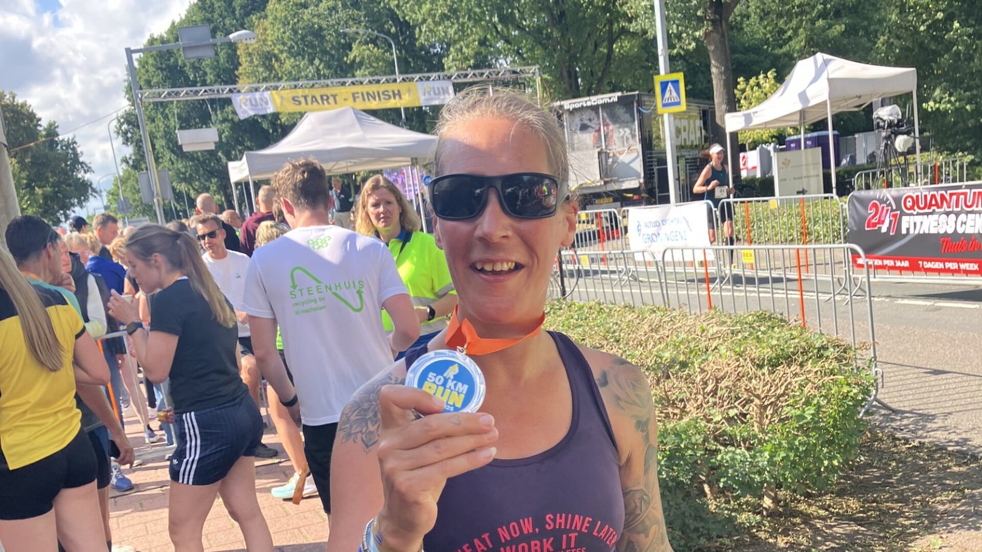 Janke Vaatstra loopt 50 kilometer in Winschoten
