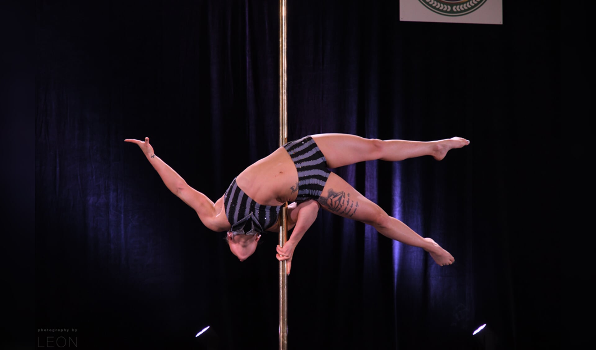 United in Dance uit IJlst in actie op het WK Aerial & Polesports in Zweden