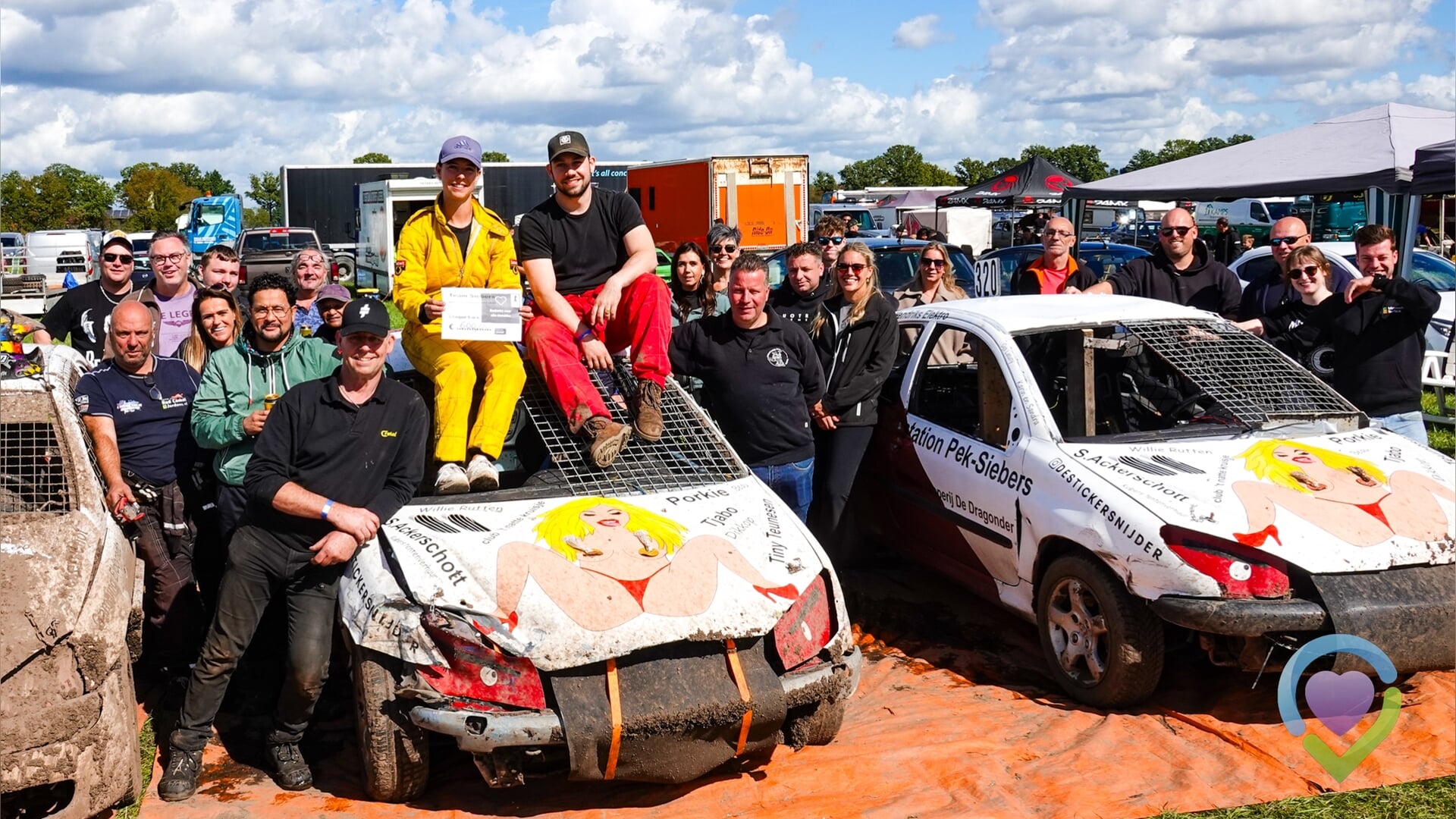 Modder, burgers, worst en veel schik voor KWF