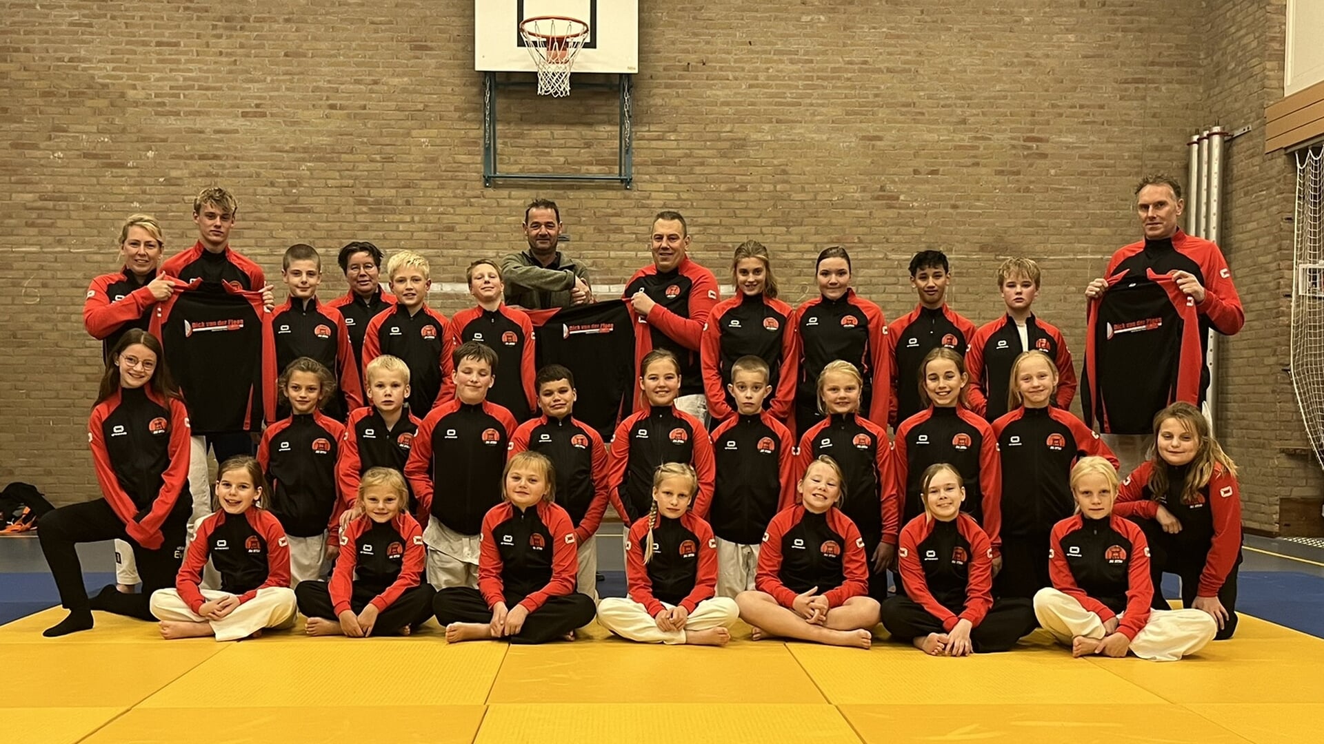 Nieuwe jassen voor sporters