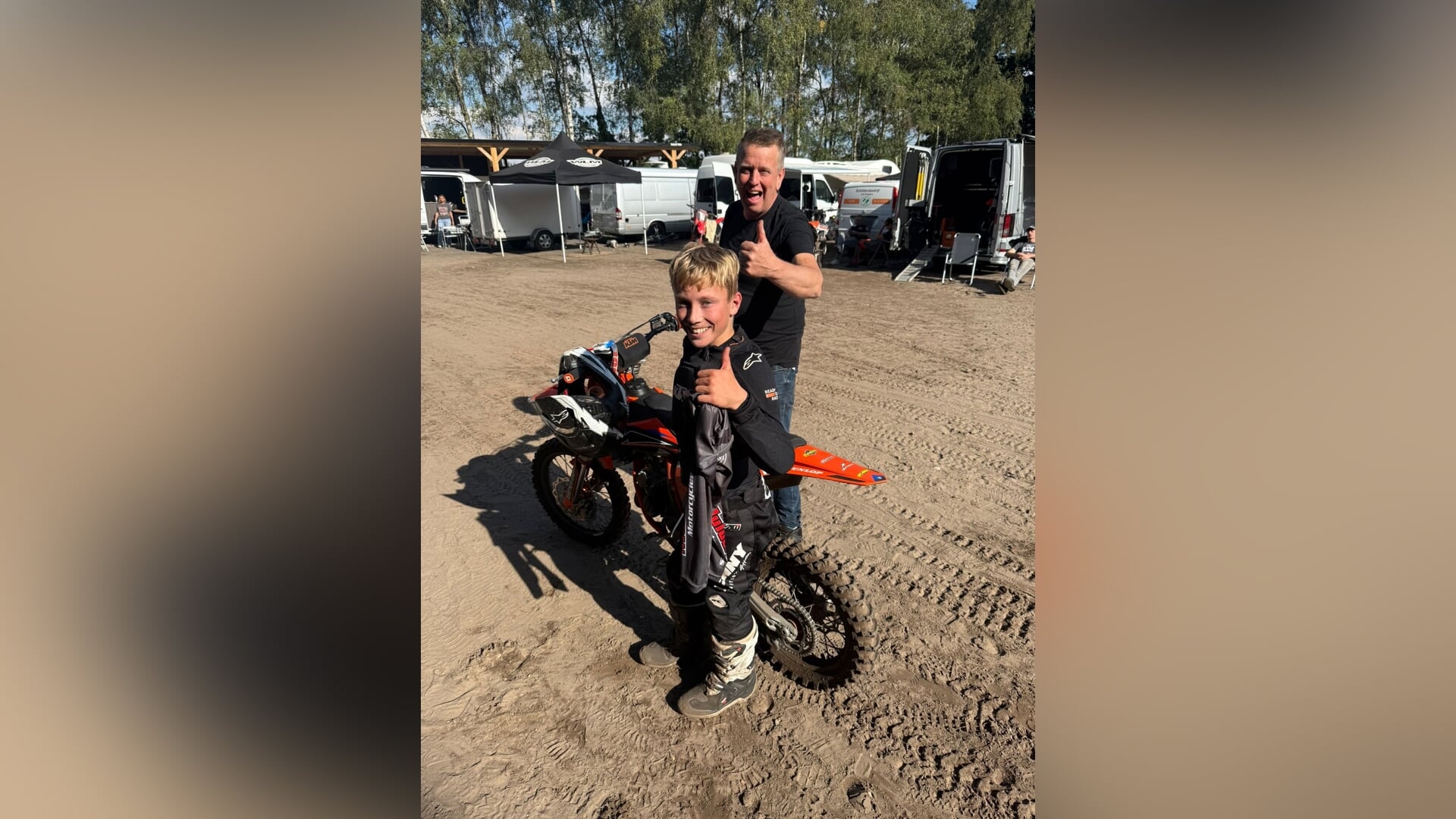 Motorcrosser Andrew van der Wijk Nederlands kampioen