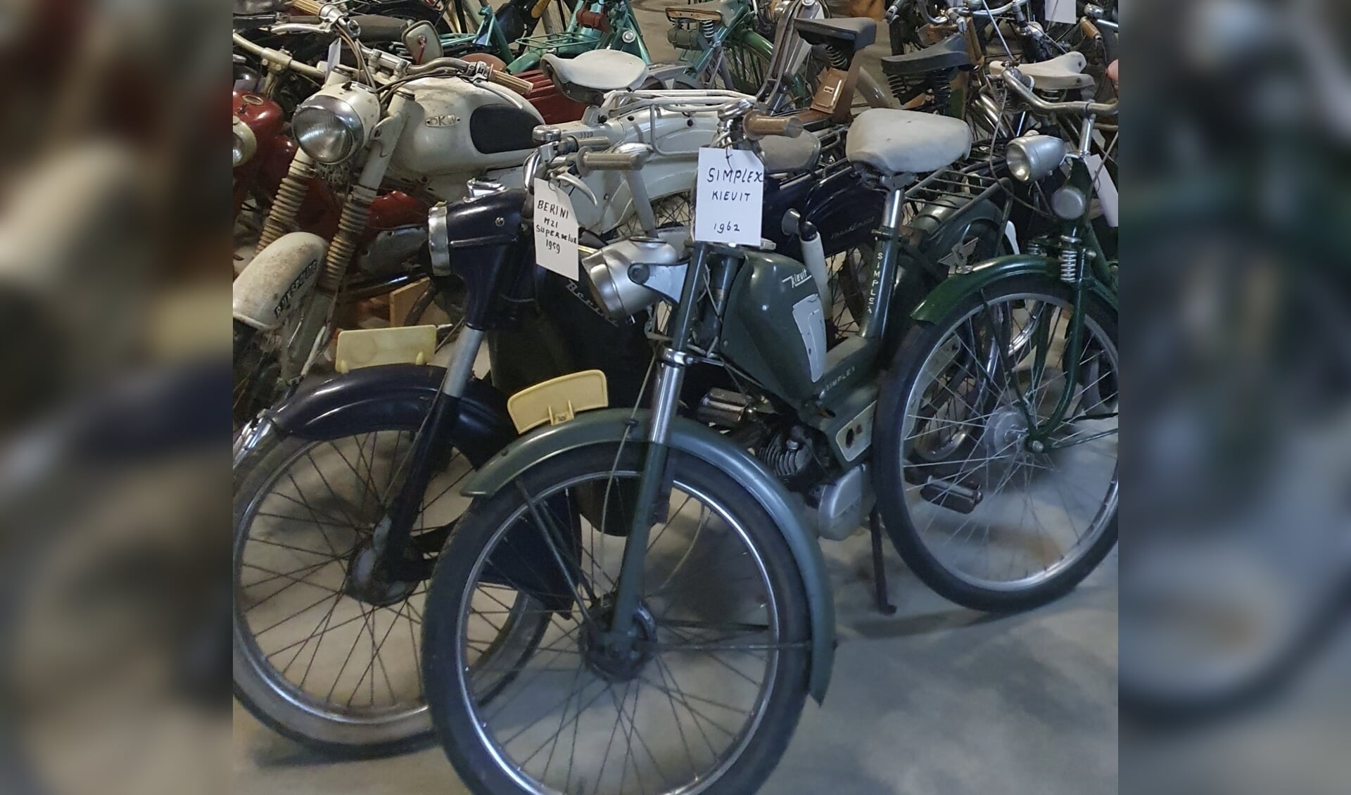 Open dagen in het Bromfietsmuseum in Goënga