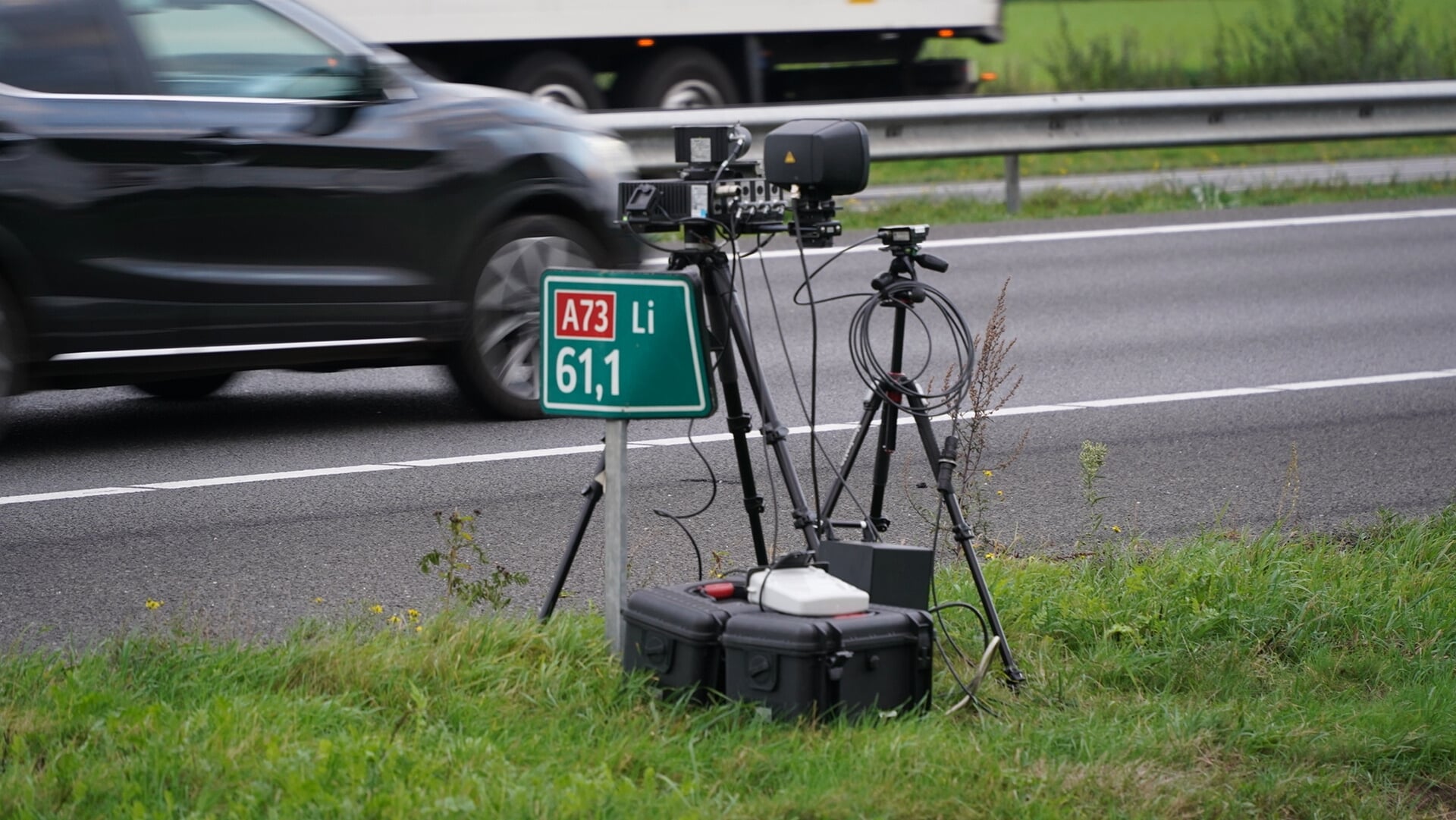Honderden bekeuringen bij snelheidscontrole op A73