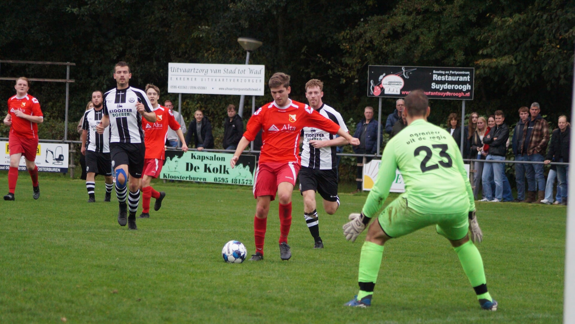 Kloosterburen derde na overwinning op Ezinge