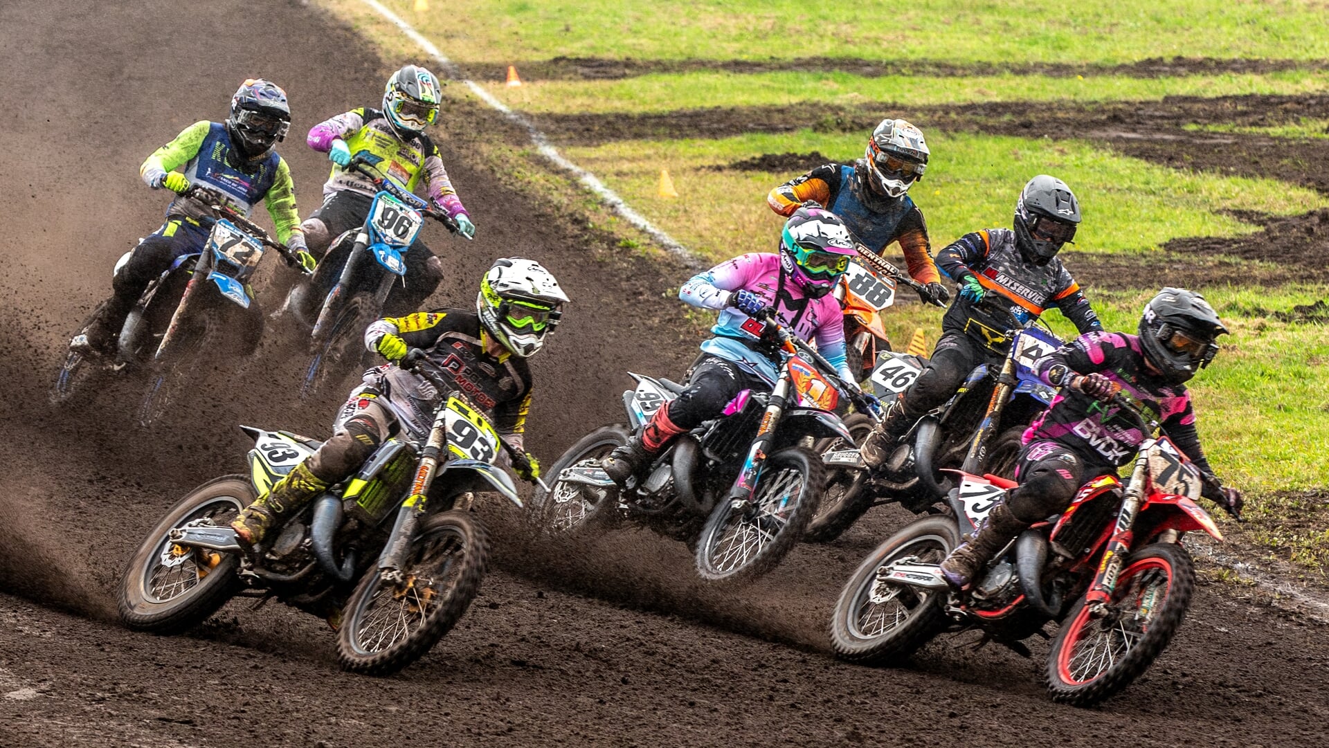 Mark Beishuizen wint nationale titel 250cc tijdens Race of the Rookies