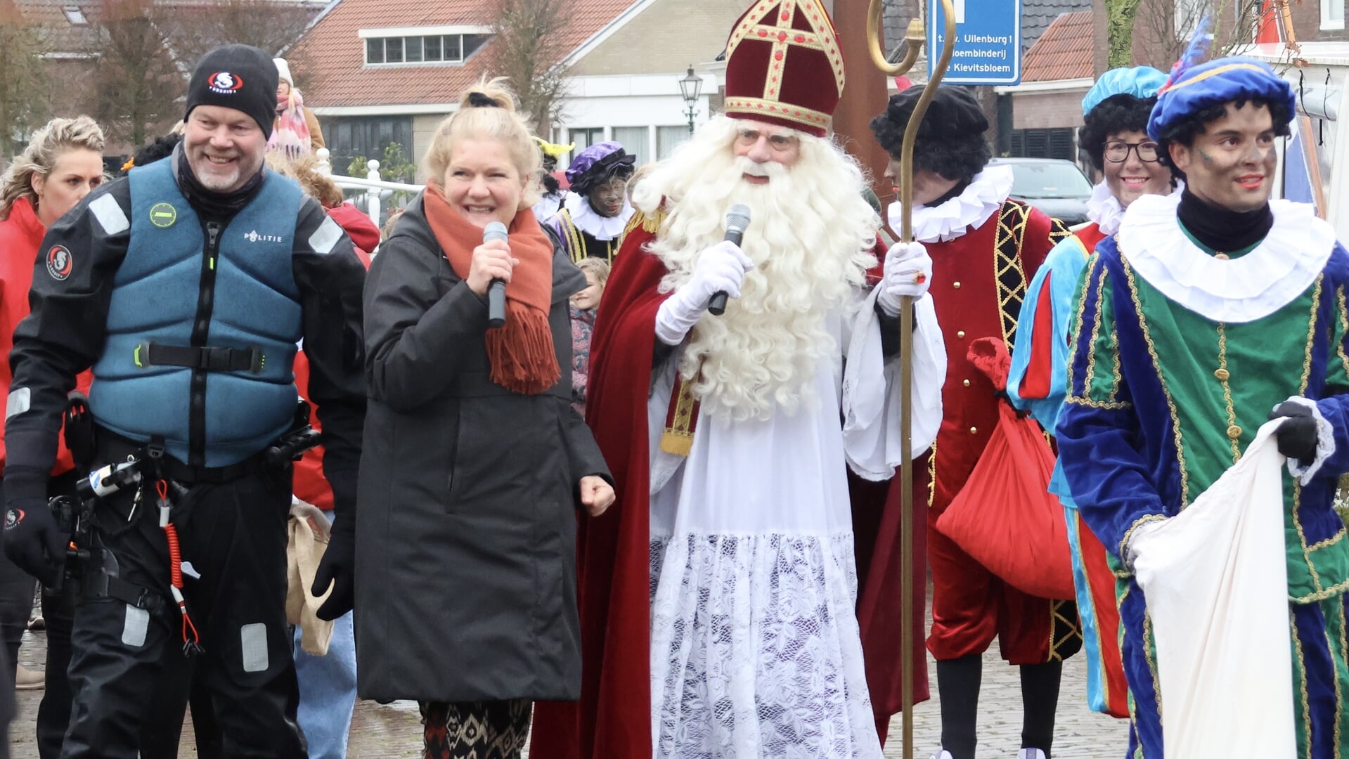 Sinterklaas nu ook aangekomen in IJlst