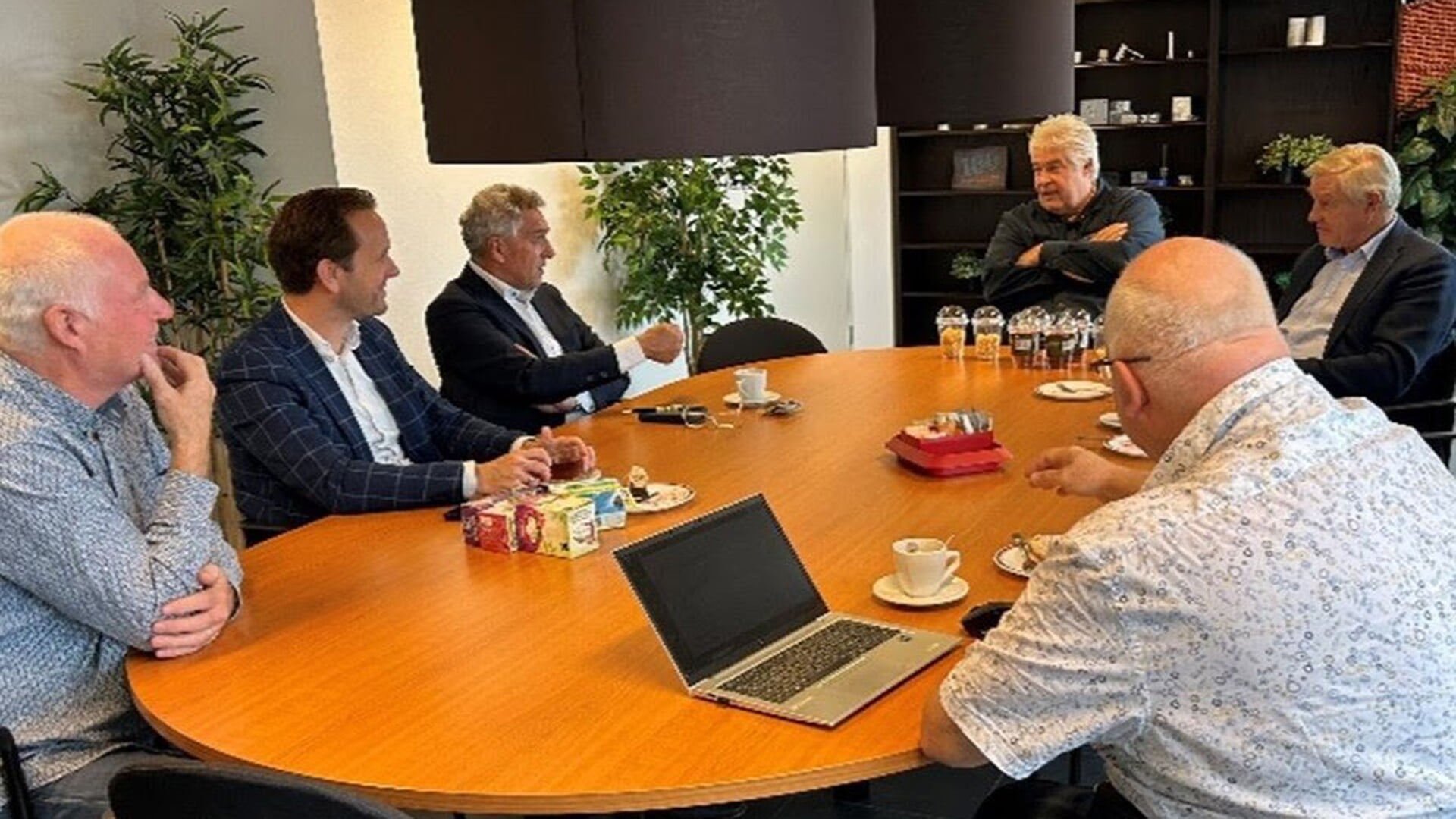 Collegebezoek aan Sudryso: innovatie, duurzaamheid en ondernemerschap in Heijen