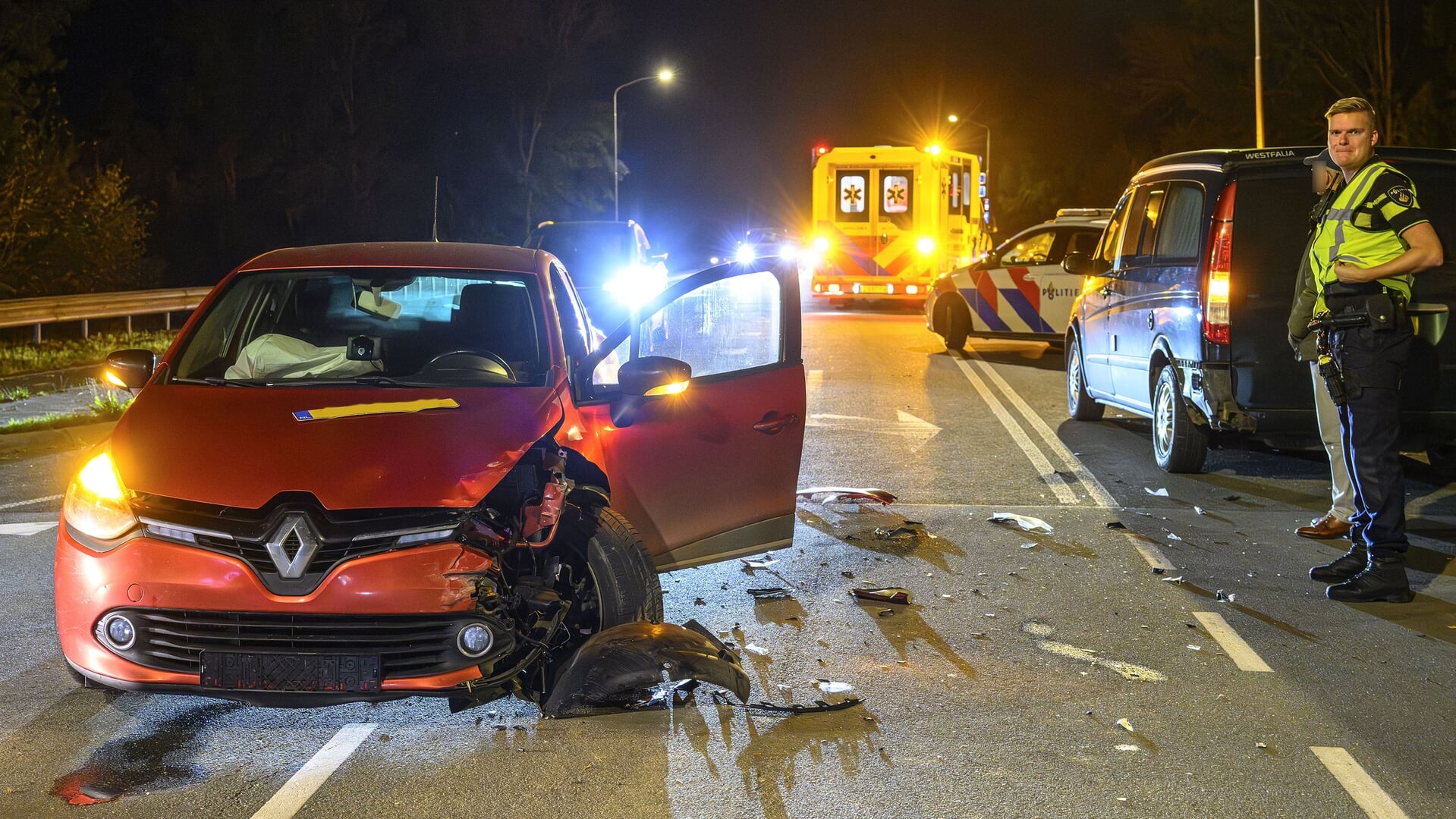 Auto’s botsen op Delleweg