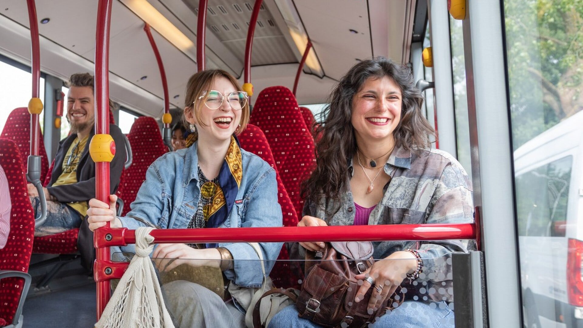 Extra (nacht)bussen voor Zuidlaardermarkt
