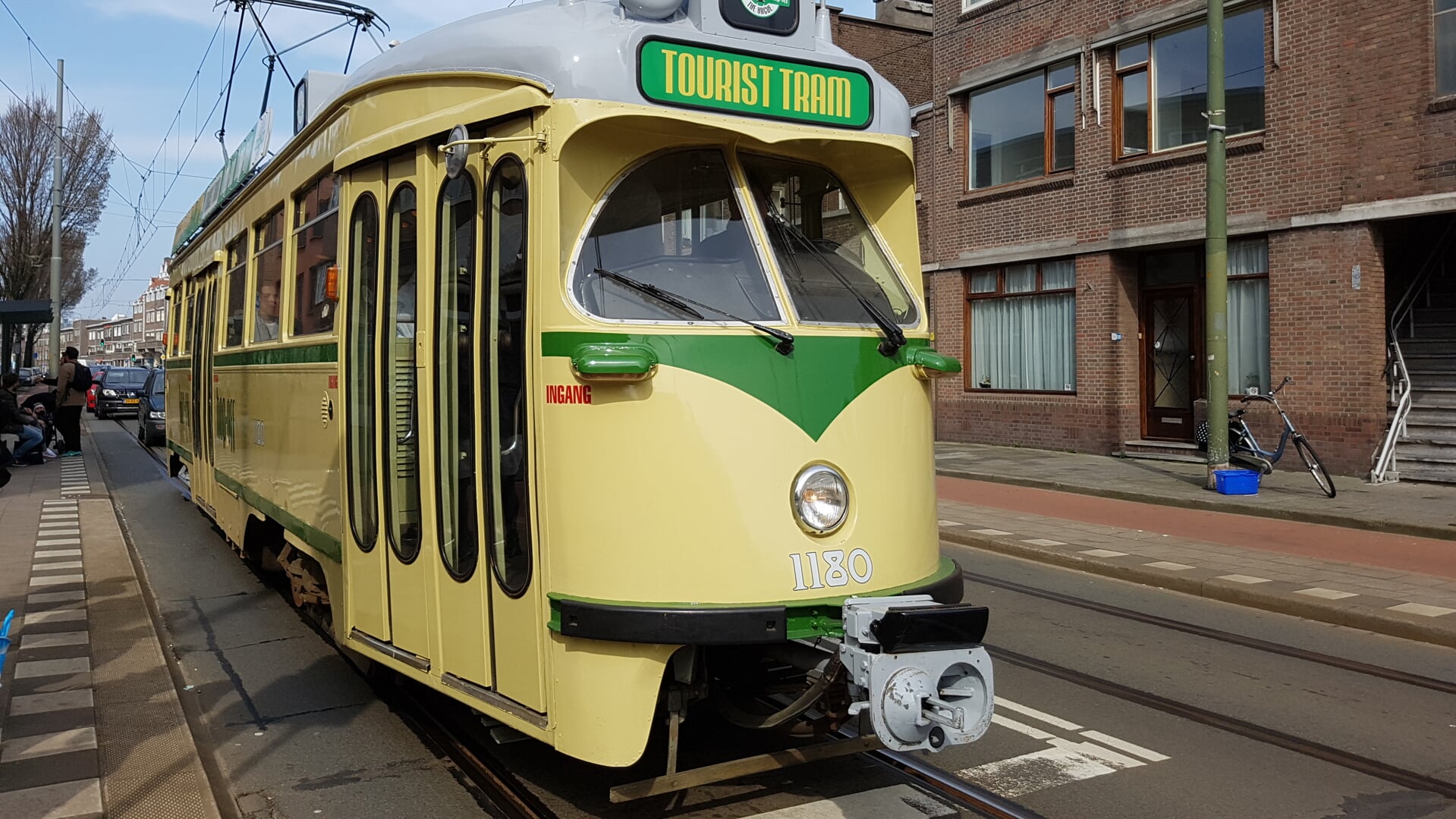 Tip--Verken-Scheveningen-met-de-Tourist-Tram