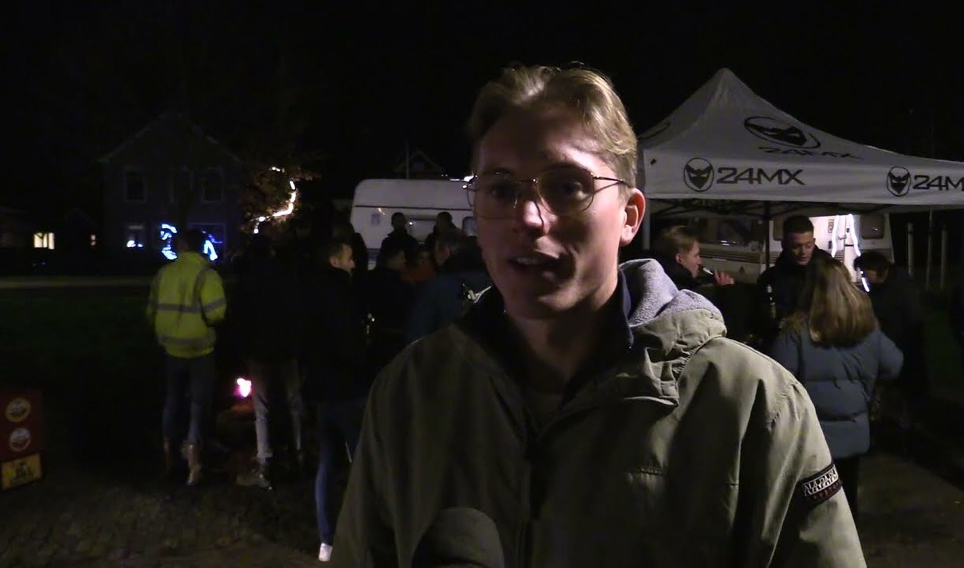 VIDEO | Protestactie in Blauwhuis: Er is woningnood in het dorp