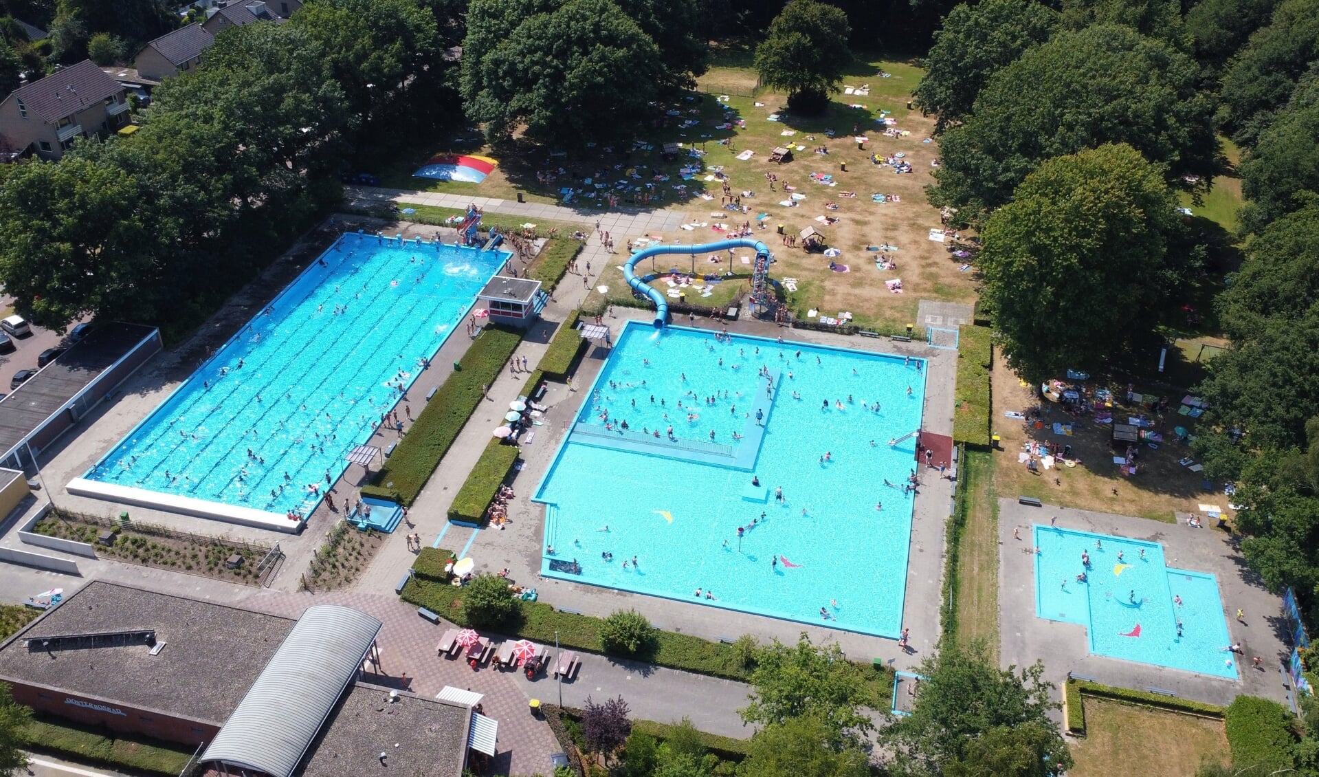 Op Zoek Naar Afkoeling In Het Oosterbosbad Barneveldse Krant Nieuws Uit De Regio Barneveld