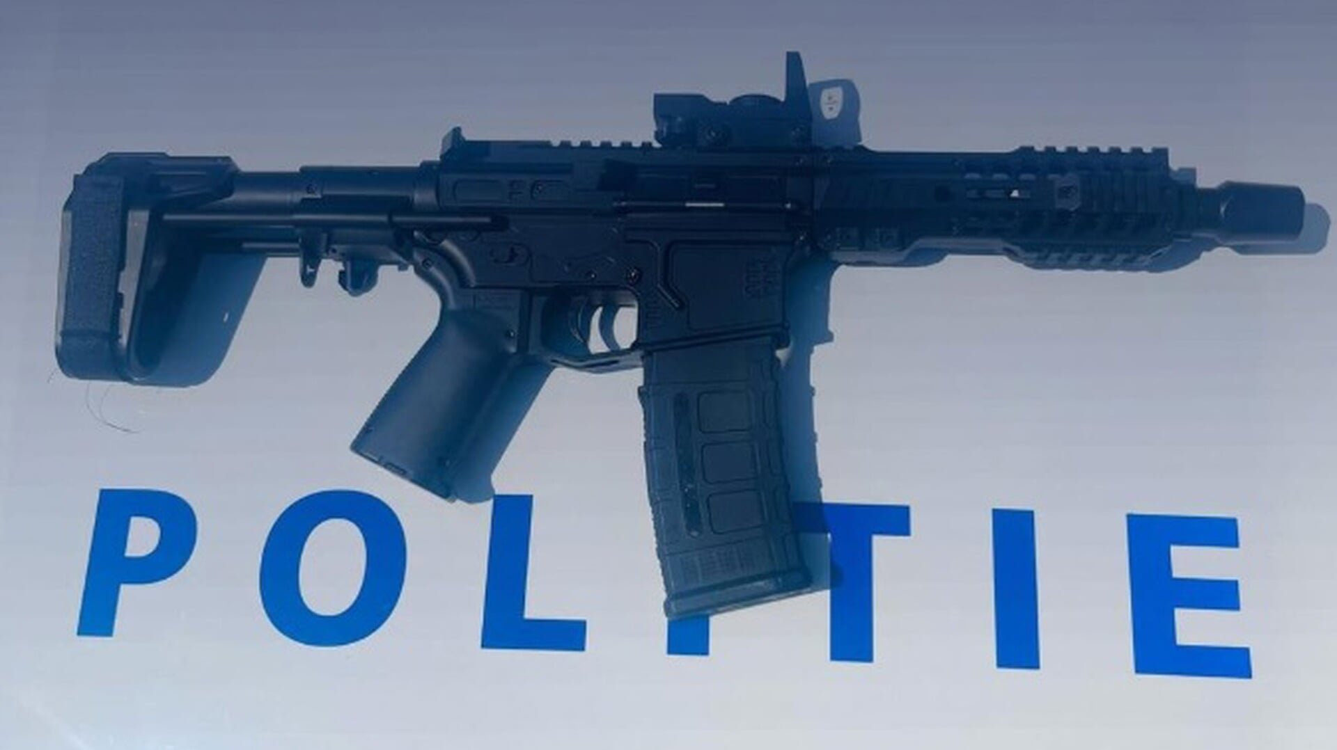 Politie waarschuwt voor gelblasters die op echte wapens lijken
