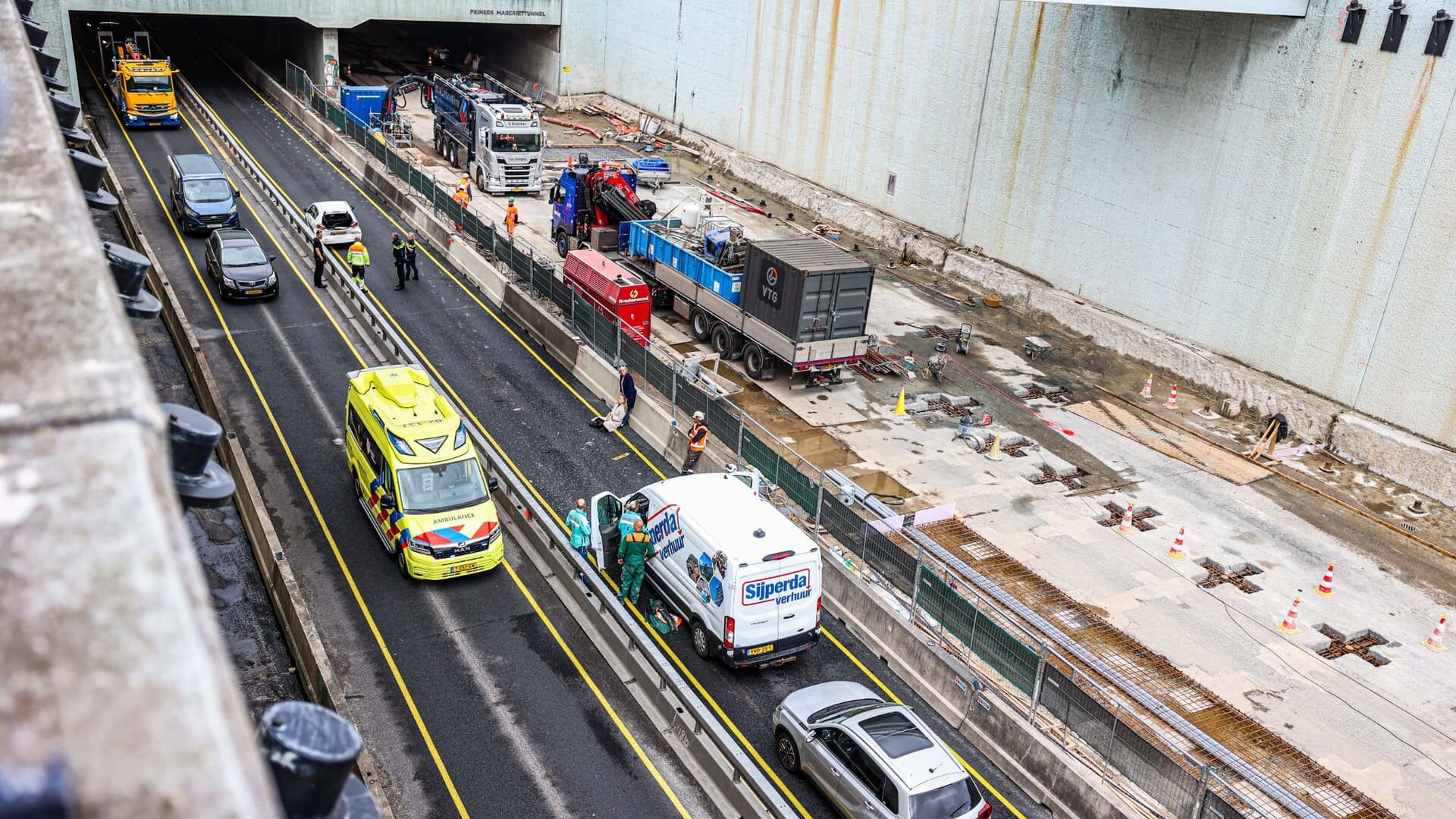 Forse file tussen Joure en Sneek door ongeval bij Uitwellingerga