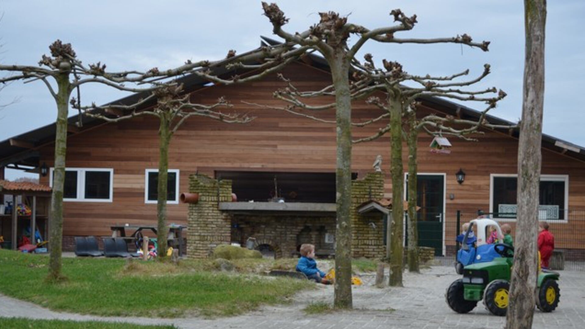 ’t Hummelhûs viert 20-Jarig Jubileum met groots Lentefeest