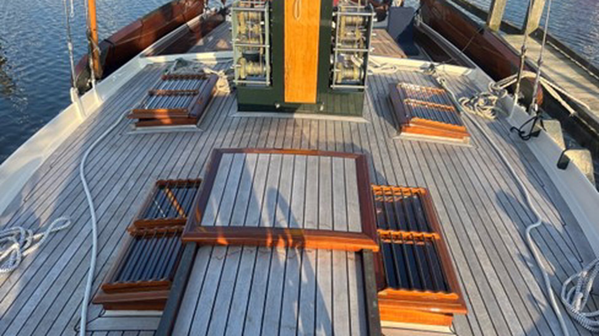 Wethouder Petra van den Akker luidt op 9 mei de scheepsklok voor Stichting De Bolder