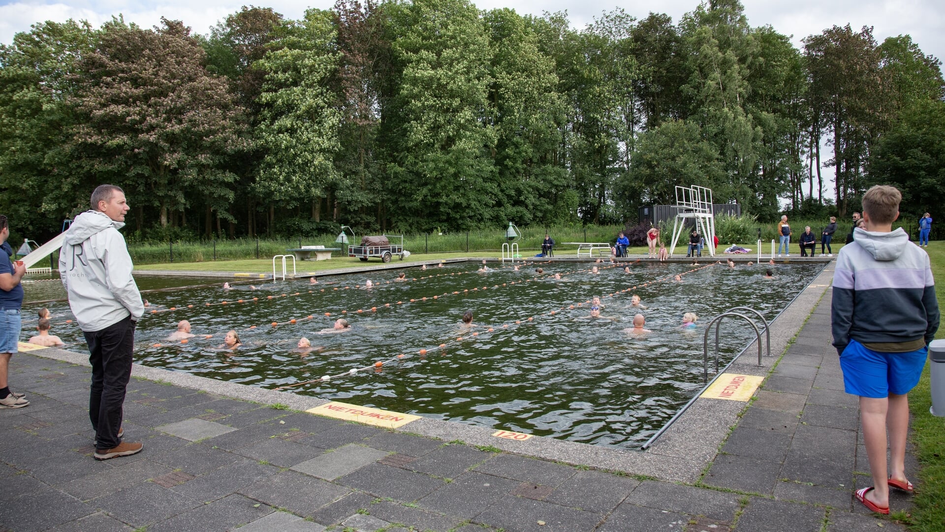 Openluchtzwembad van Tijnje opent op zaterdag 17 mei