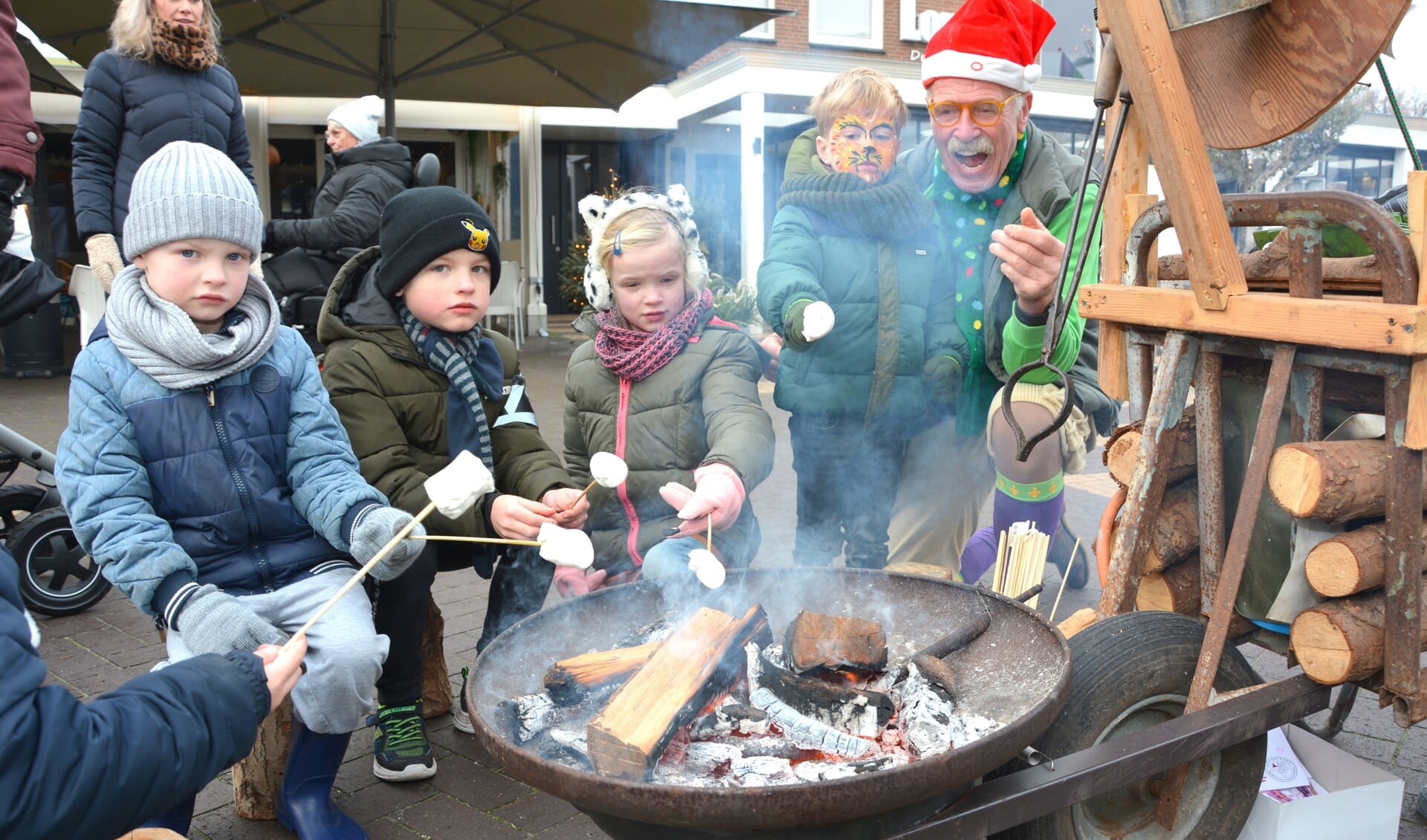 Voorthuizen pakt uit voor ‘Voorthuizer kerstmarkt’ Barneveldse Krant