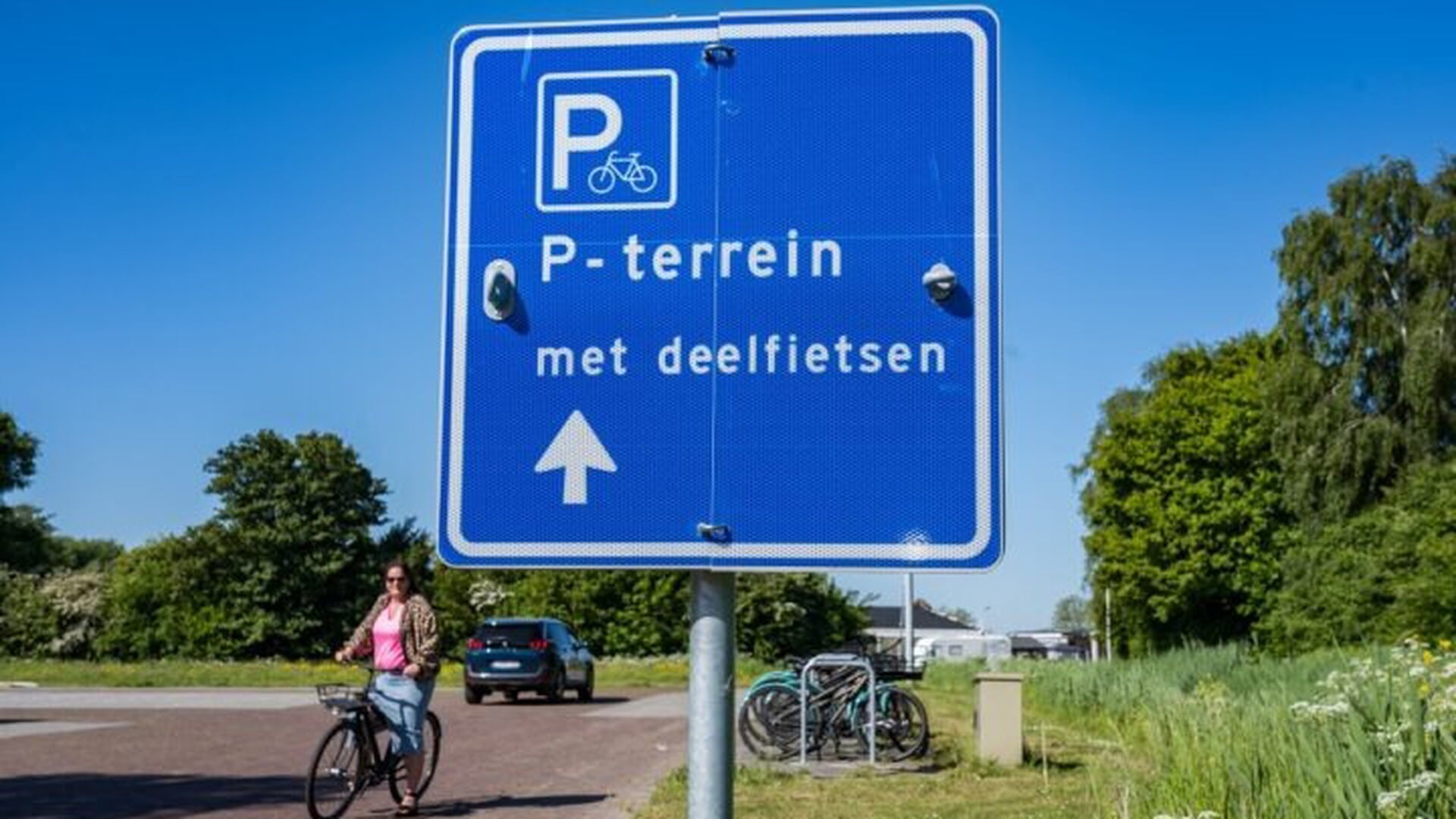 Deelfietsen bij P+R Zuidersportpark Sneek