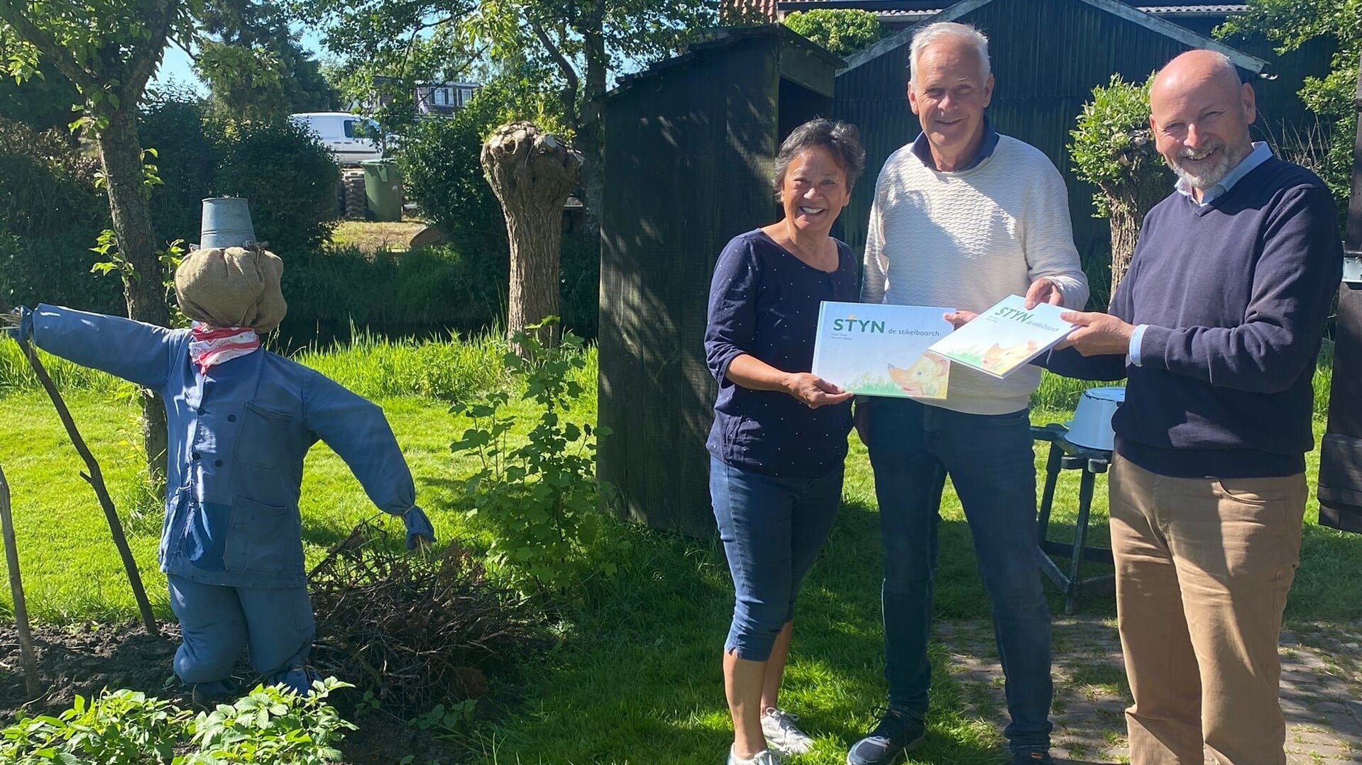 Presentatie Frysk prentenboek ‘Styn de stikelbaarch’ bij it Damshûs in Nij Beets