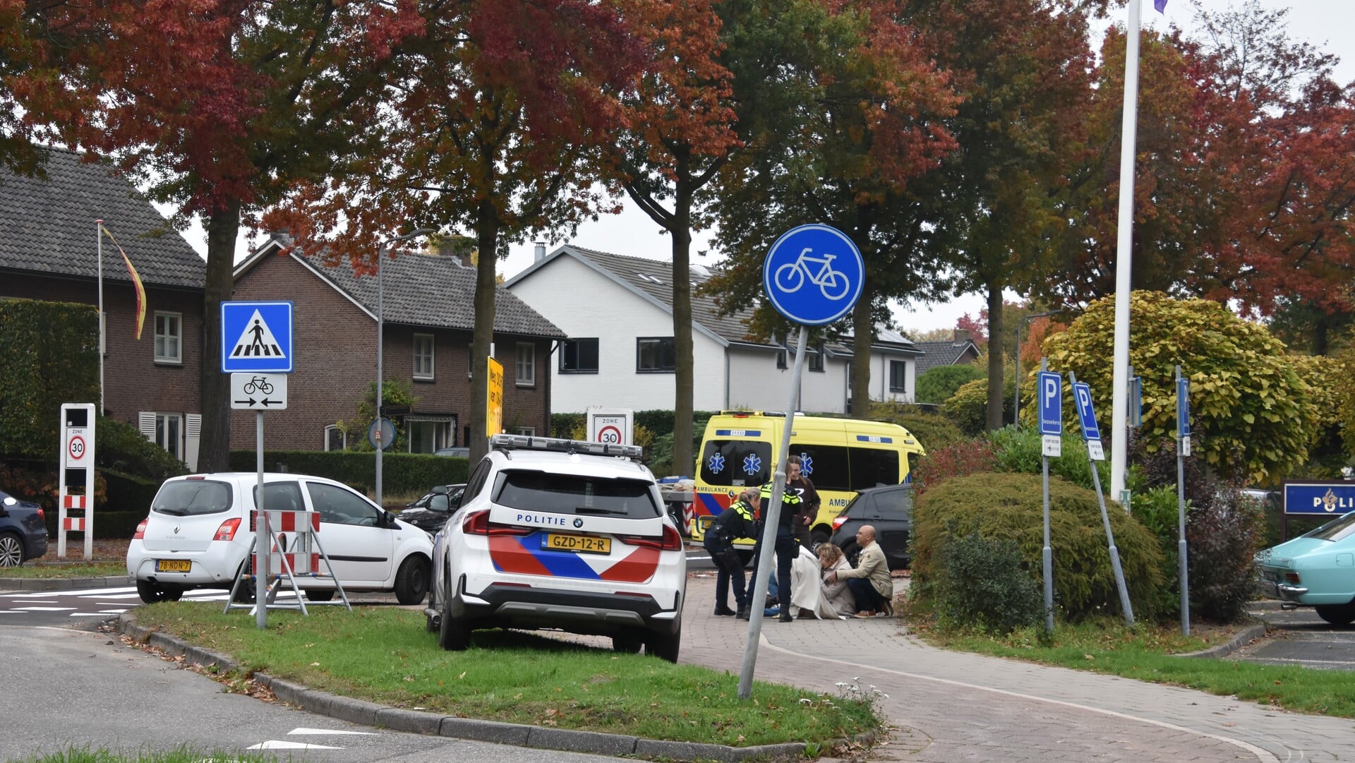 Botsing, weg op de schop en een verloren fiets