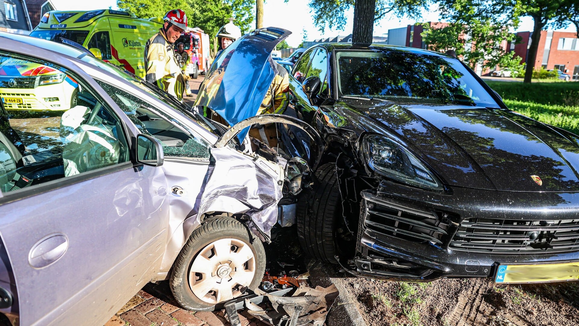 Forse schade bij botsing in Oudeschoot