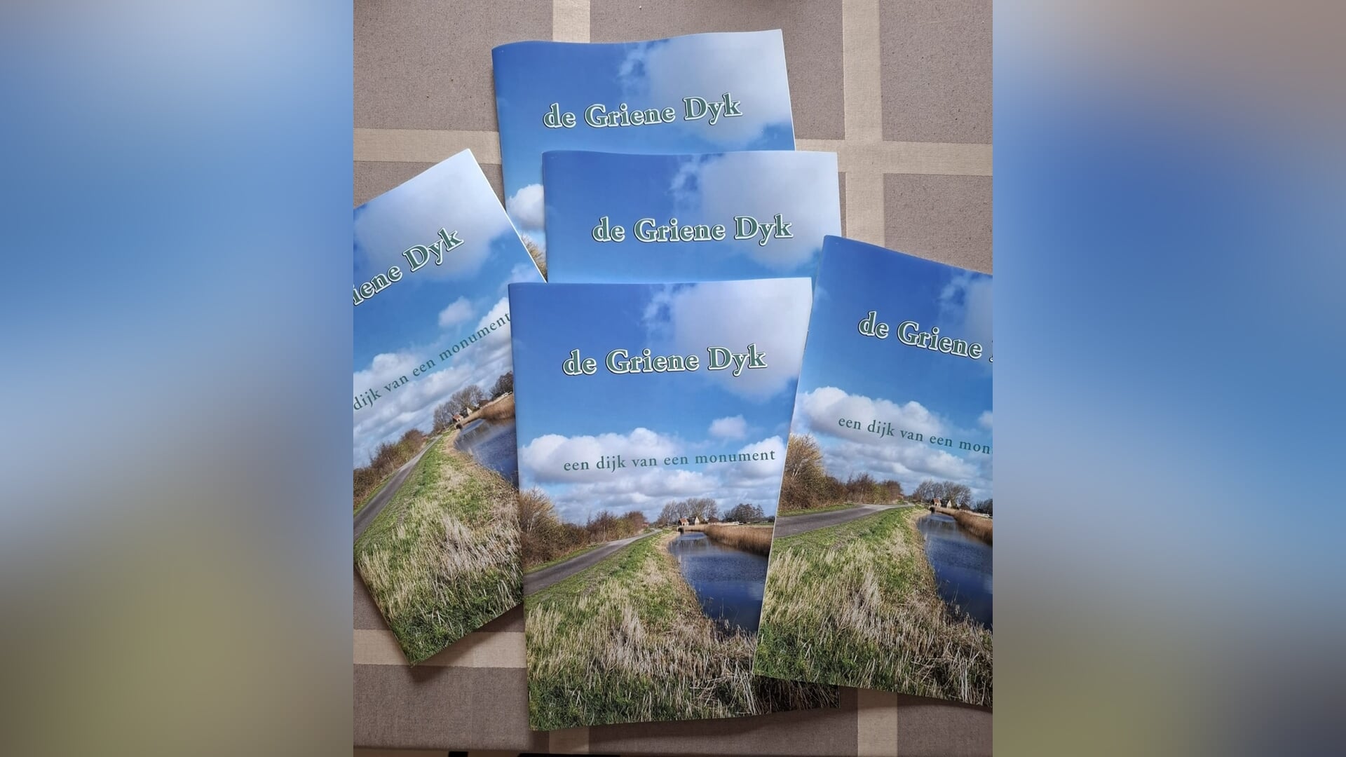 Rijke geschiedenis monumentale Griene Dyk in een kleurrijke brochure uitgebracht