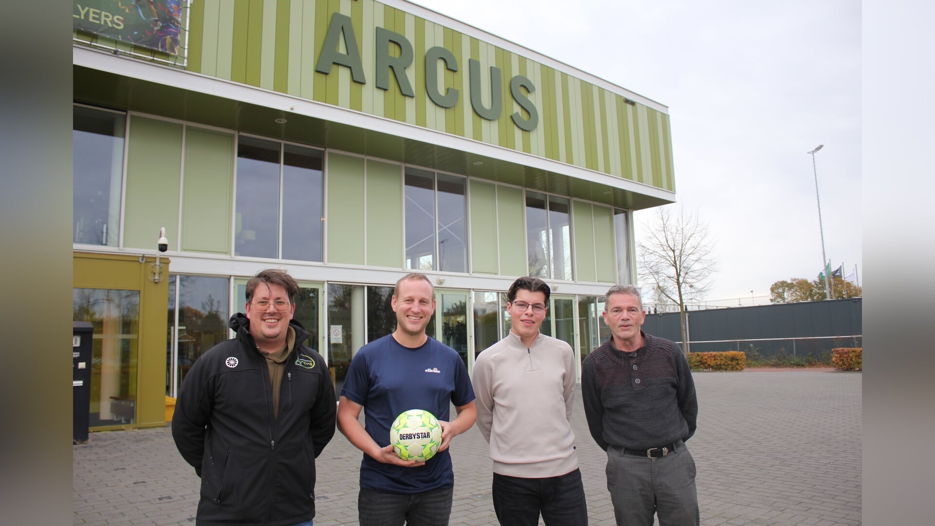 Het Kerstvoetbaltoernooi krijgt een grotere broer