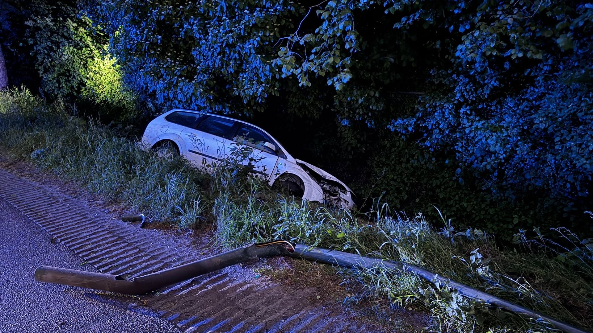 Dronken bestuurder agressief na ongeval in Handel